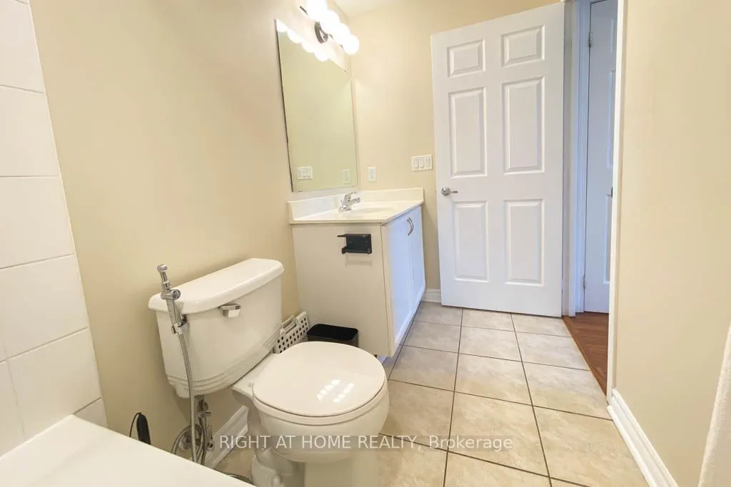 388 Prince Of Wales Drive #1711