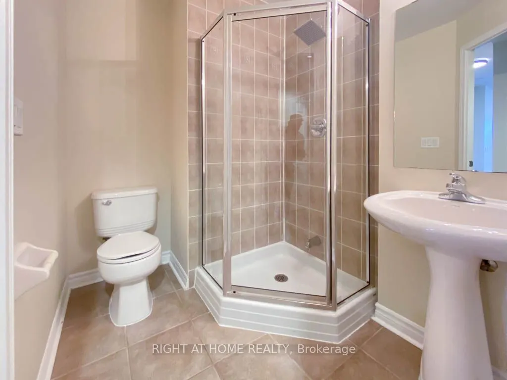 388 Prince Of Wales Drive #1711
