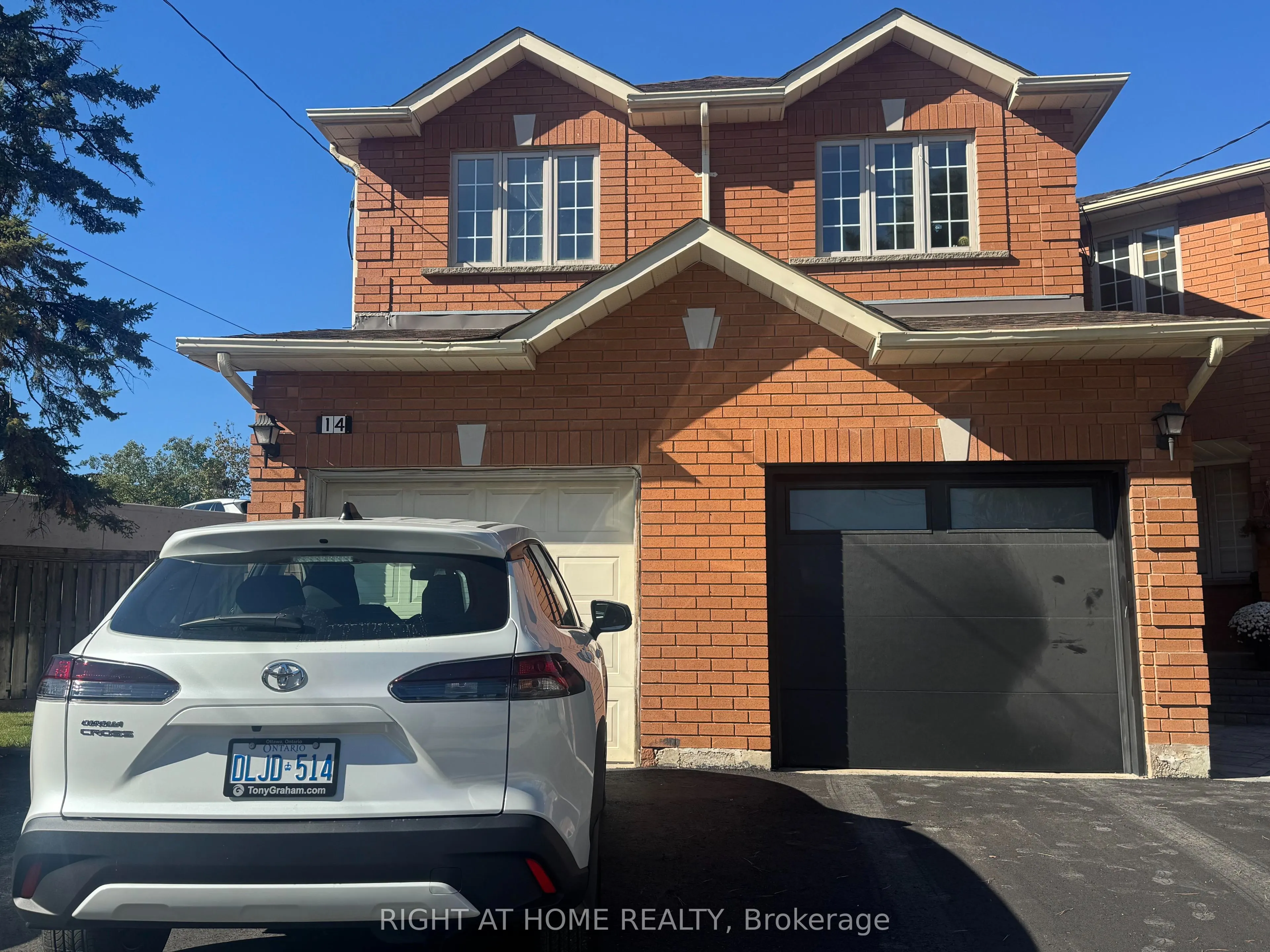 14 Acme Crescent