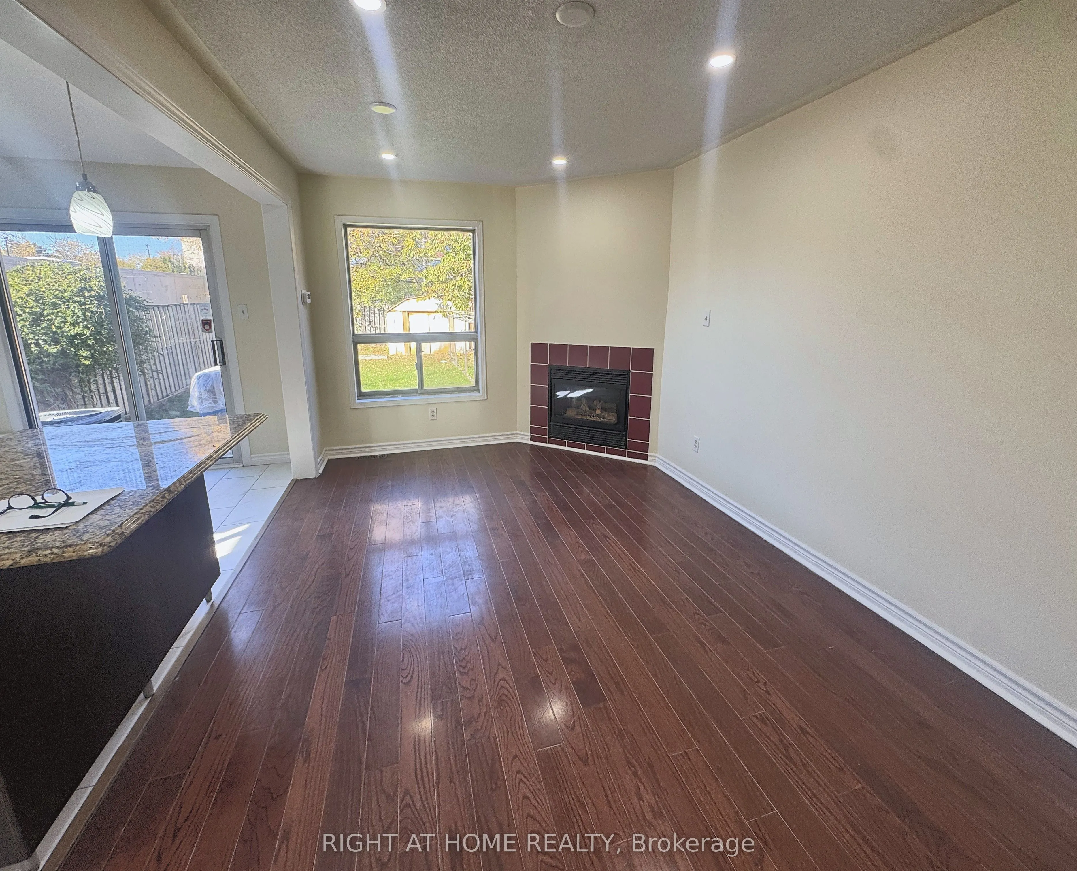 14 Acme Crescent