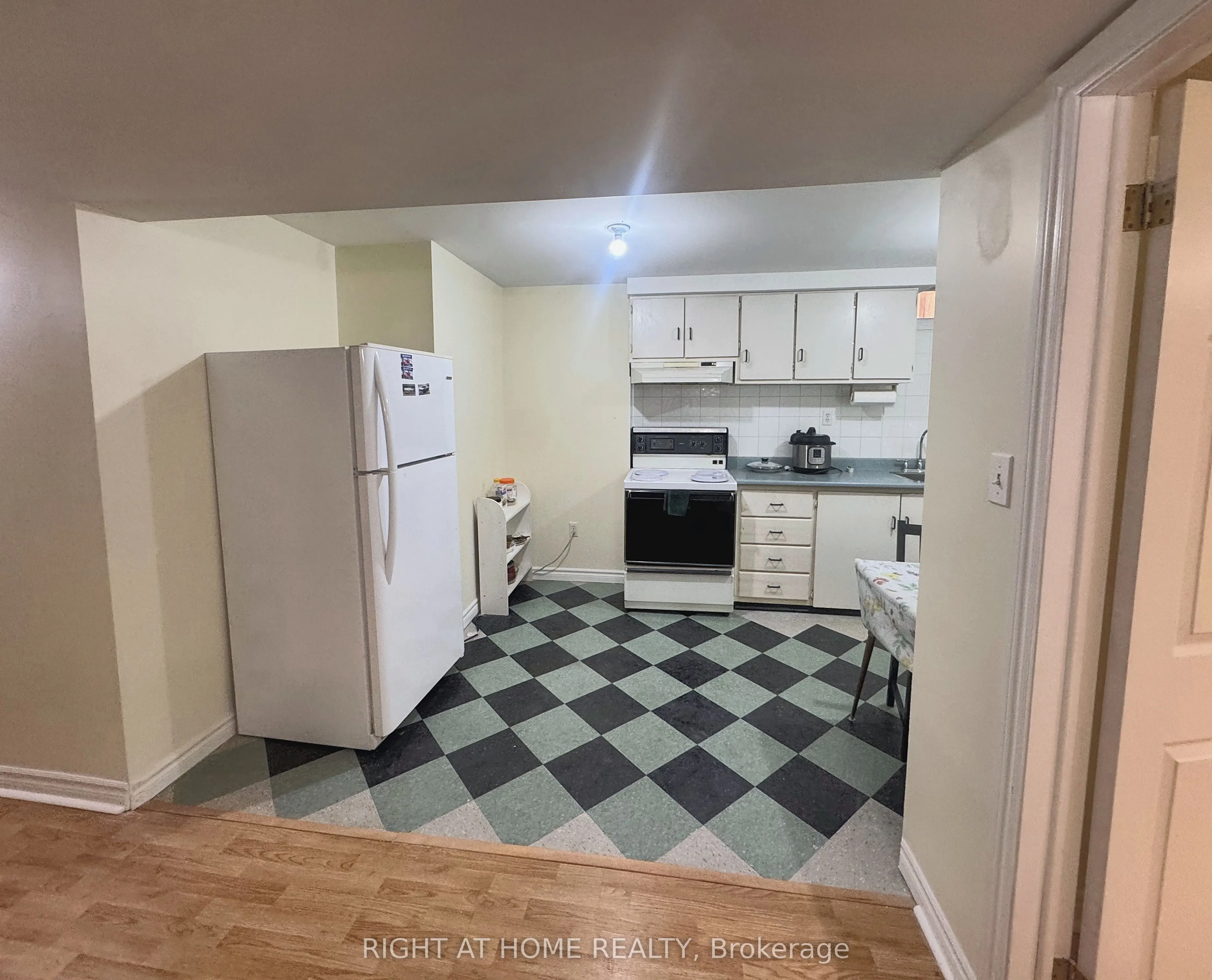 14 Acme Crescent