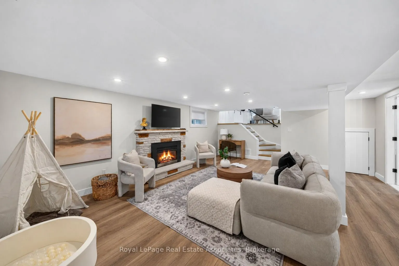 2141 Herridge Drive
