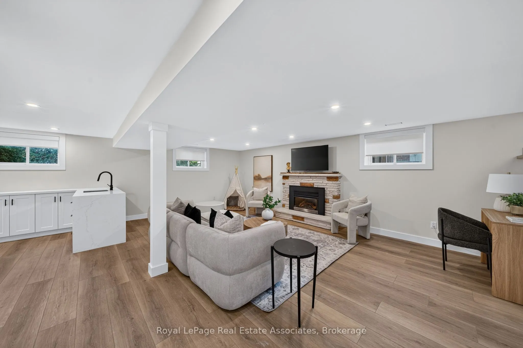 2141 Herridge Drive