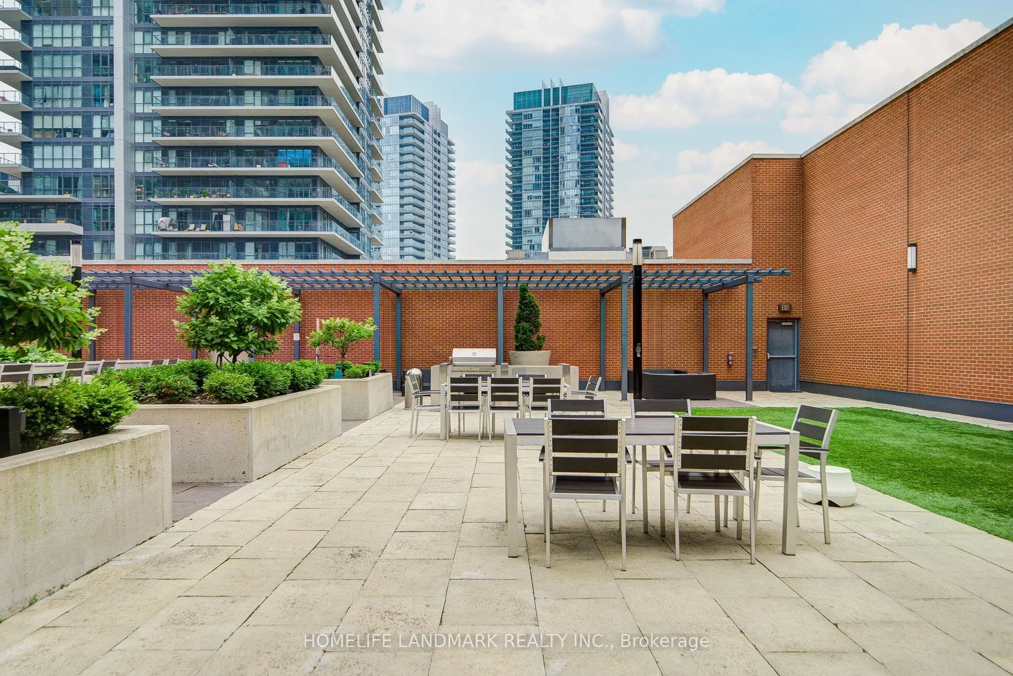 2200 Lakeshore Boulevard W #1008