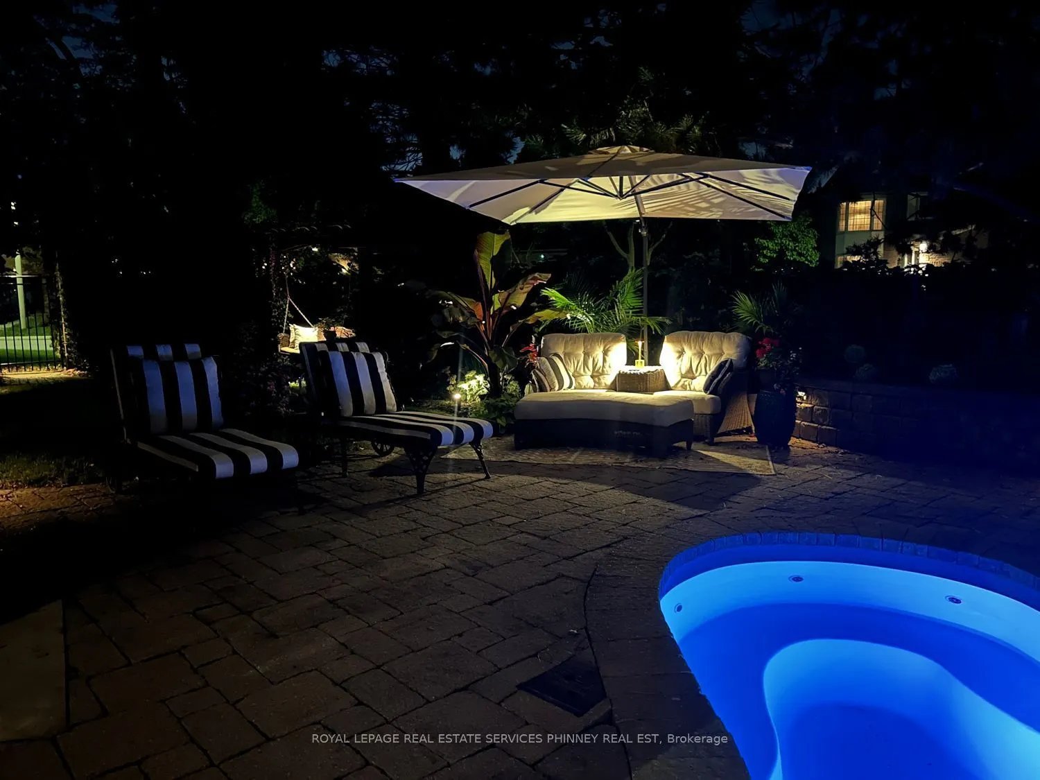 1572 Flamborough Circle