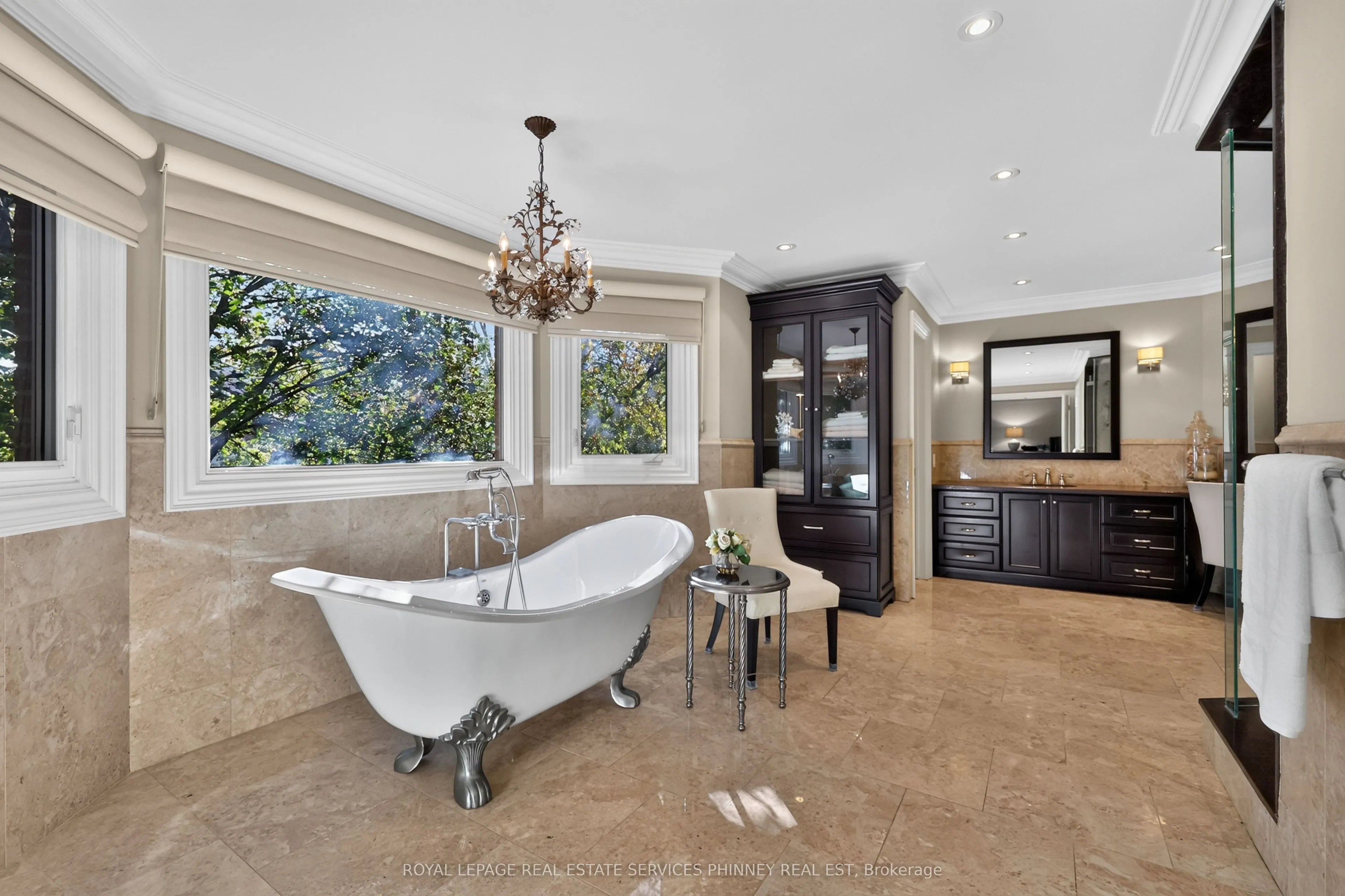 1572 Flamborough Circle