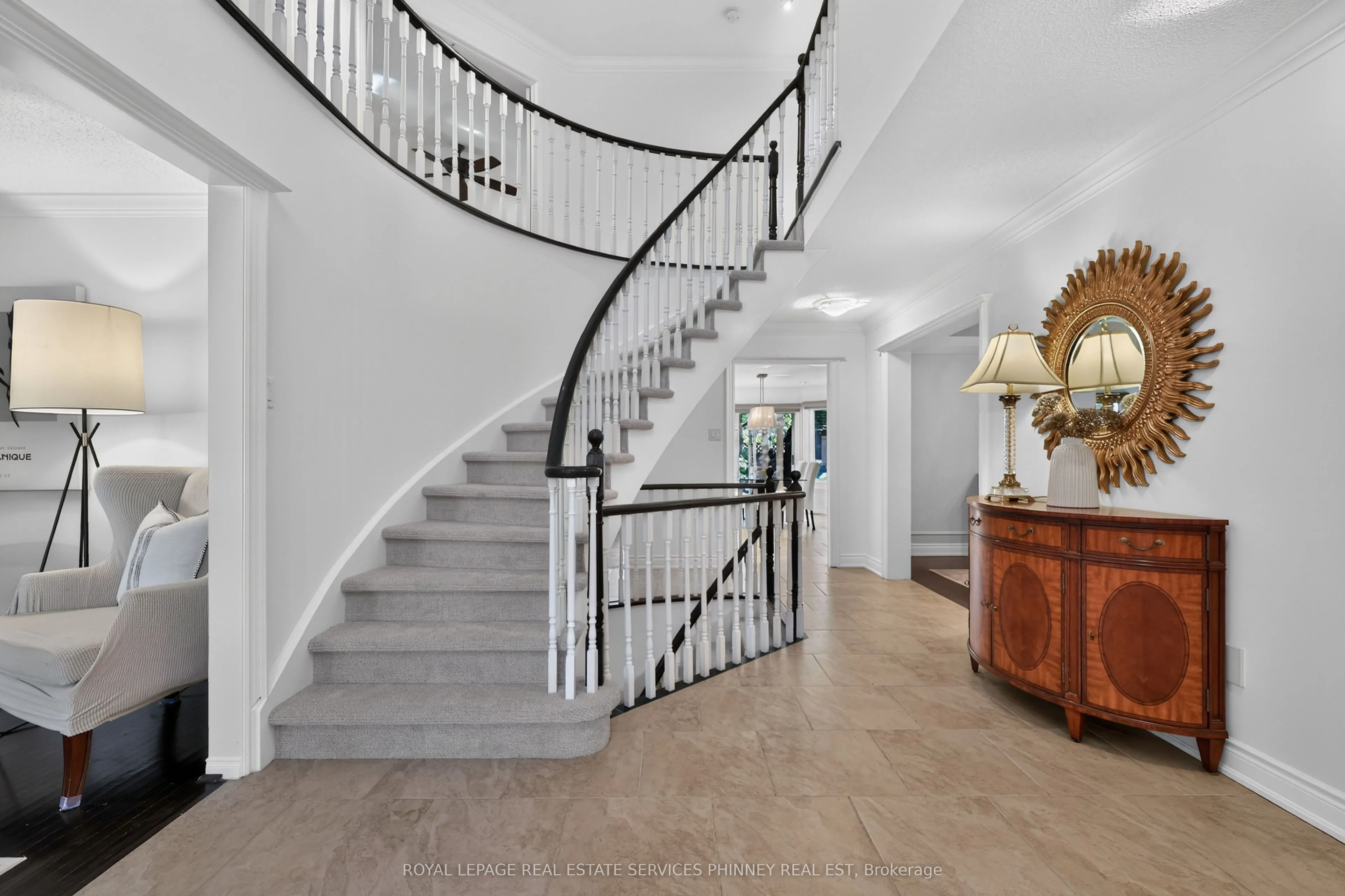 1572 Flamborough Circle