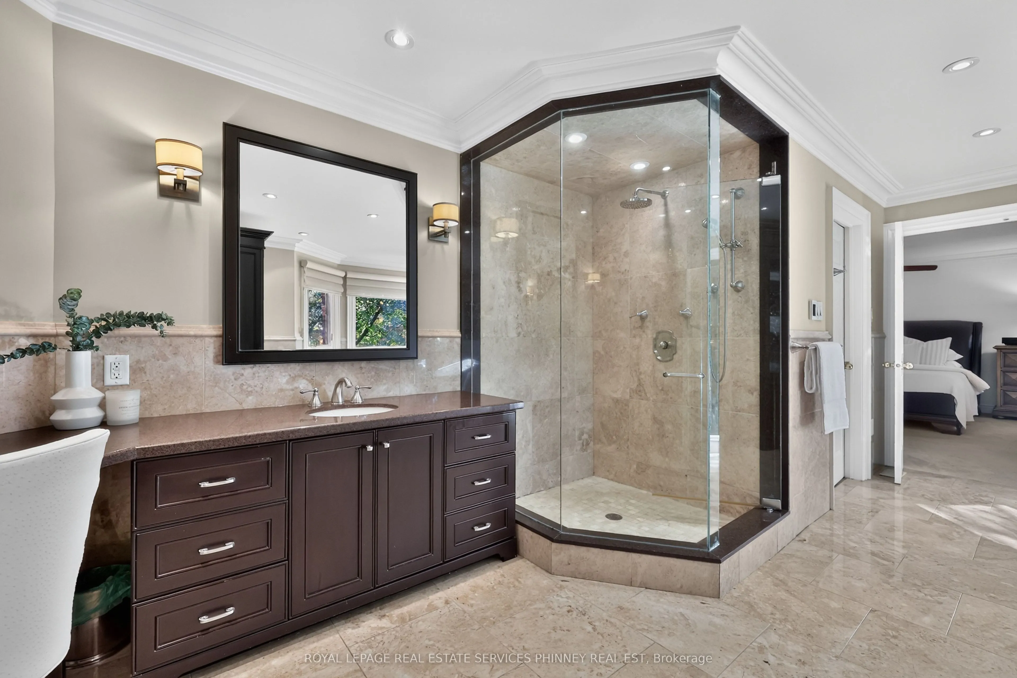 1572 Flamborough Circle