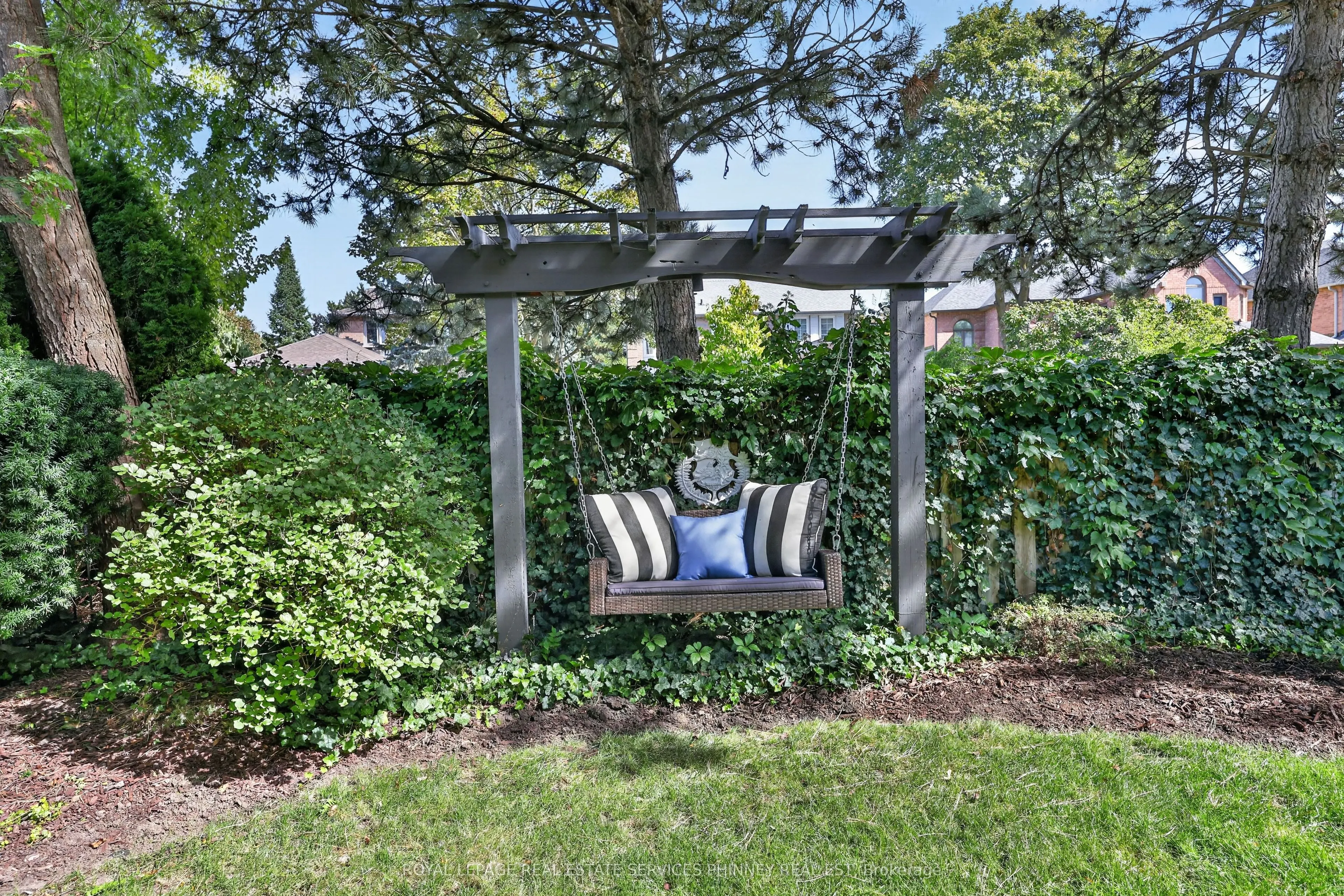 1572 Flamborough Circle