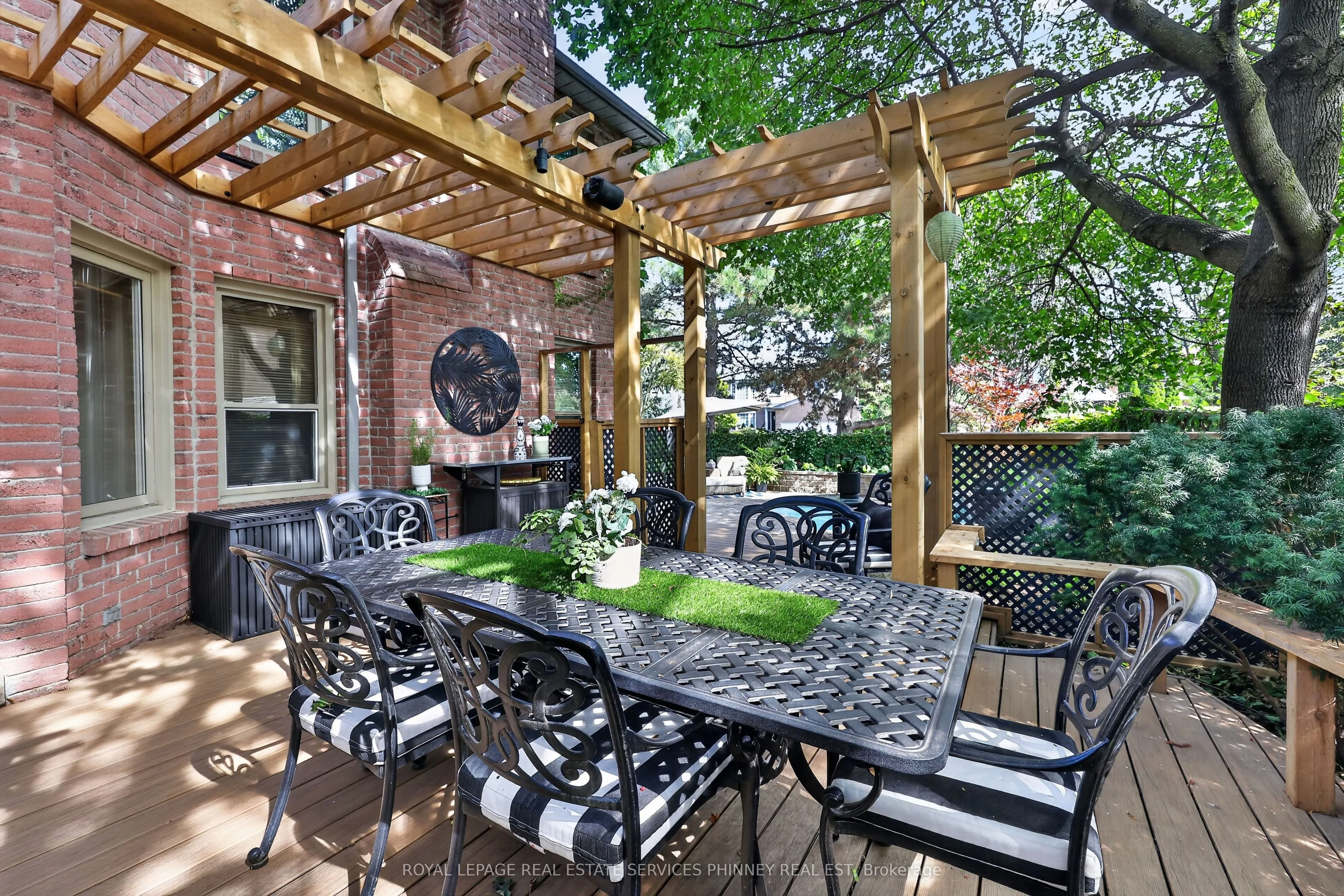 1572 Flamborough Circle