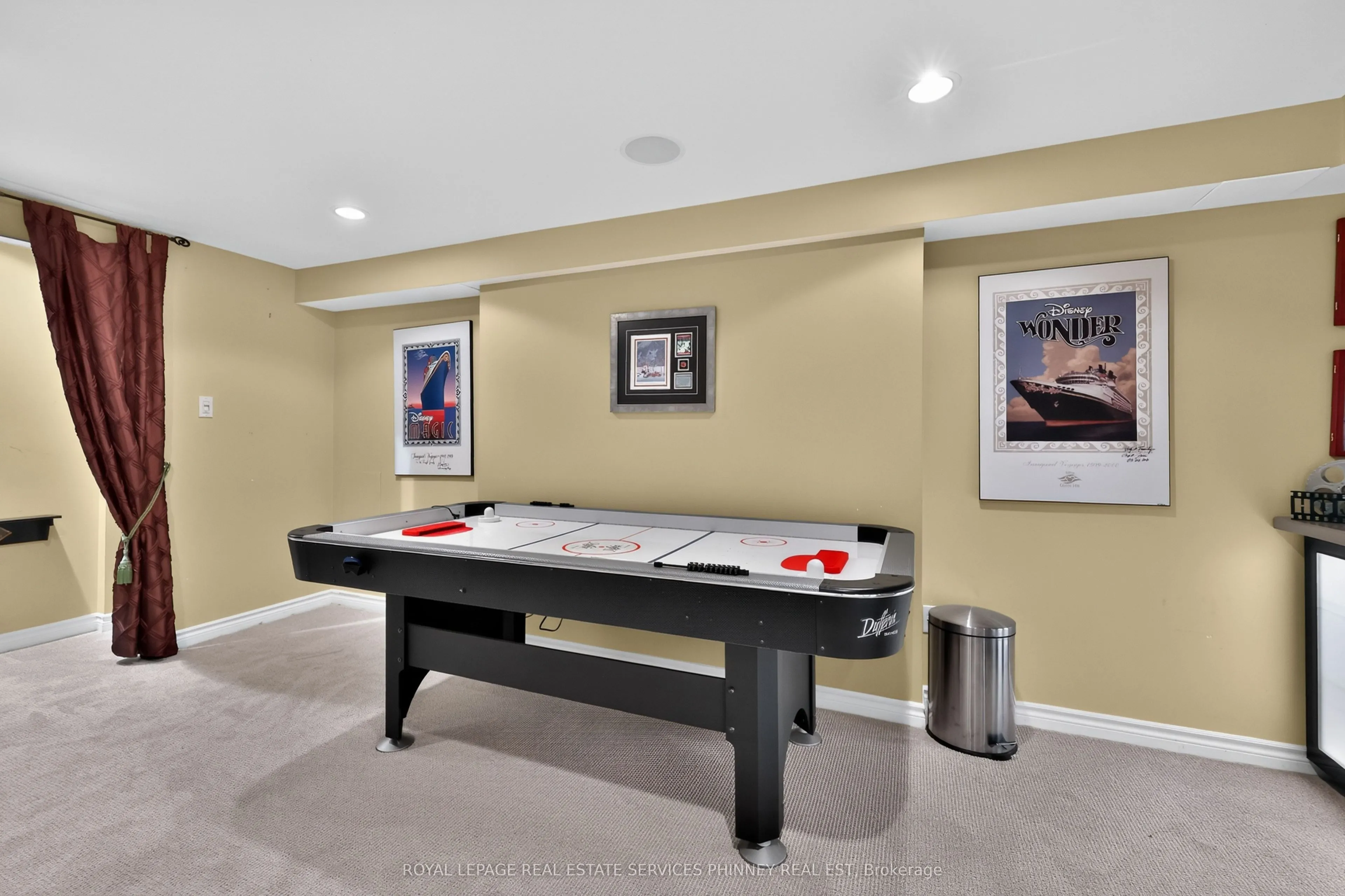 1572 Flamborough Circle