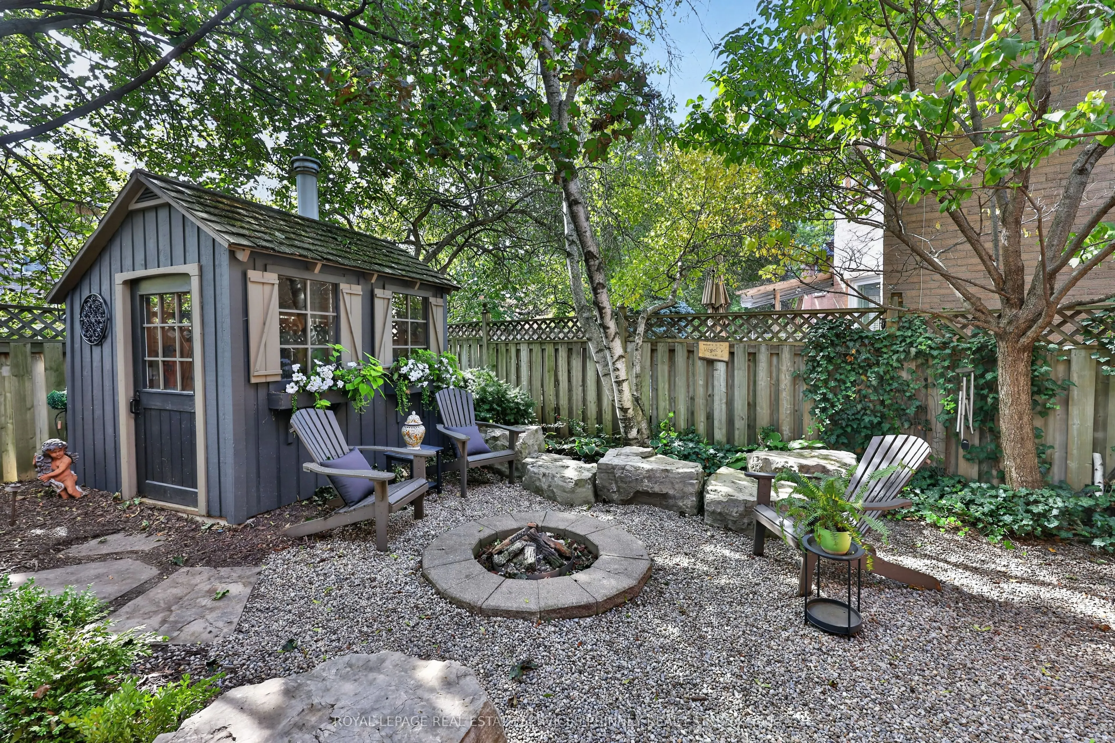 1572 Flamborough Circle