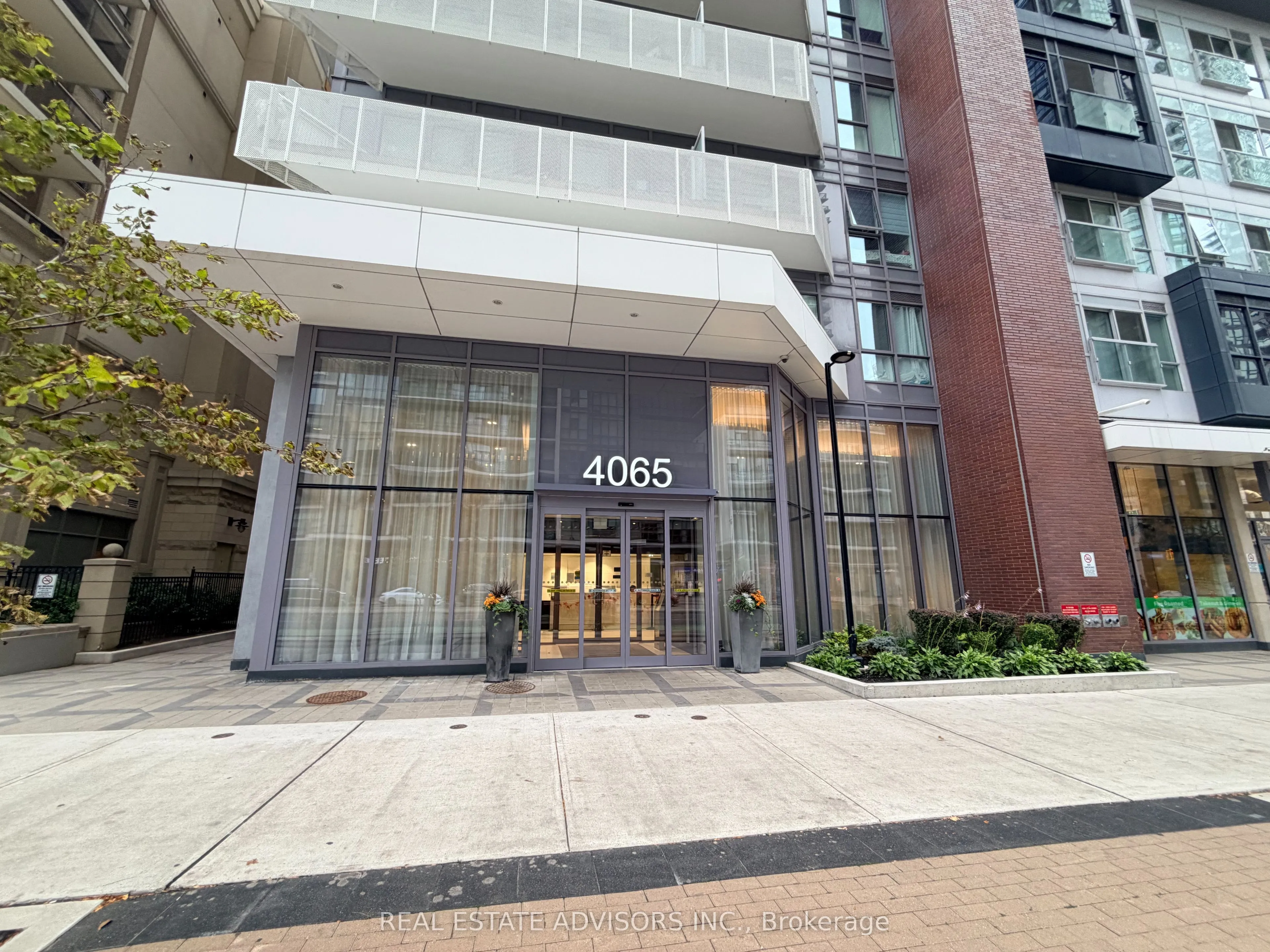 4065 Confederation Parkway #1002