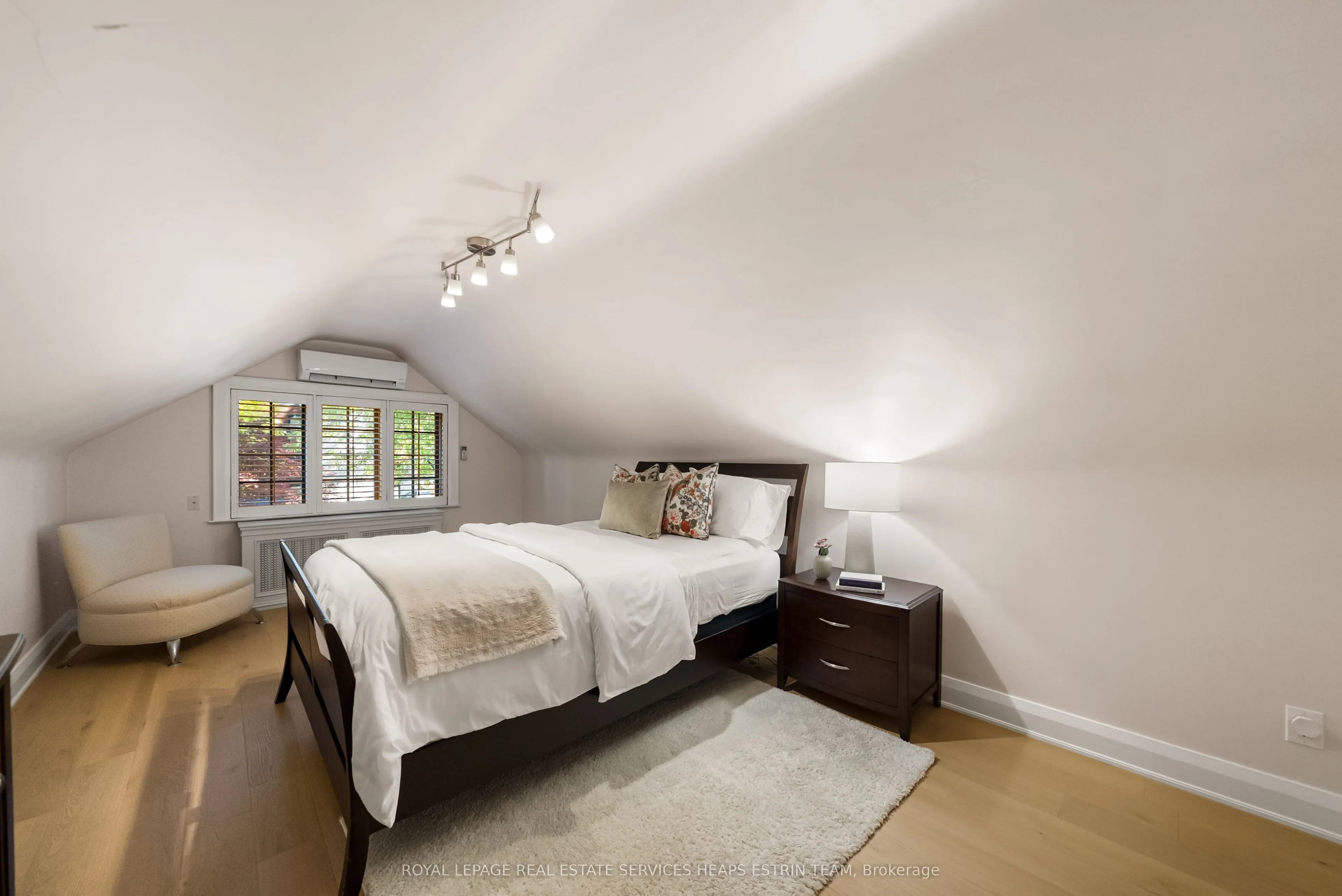 50 Meadowvale Drive