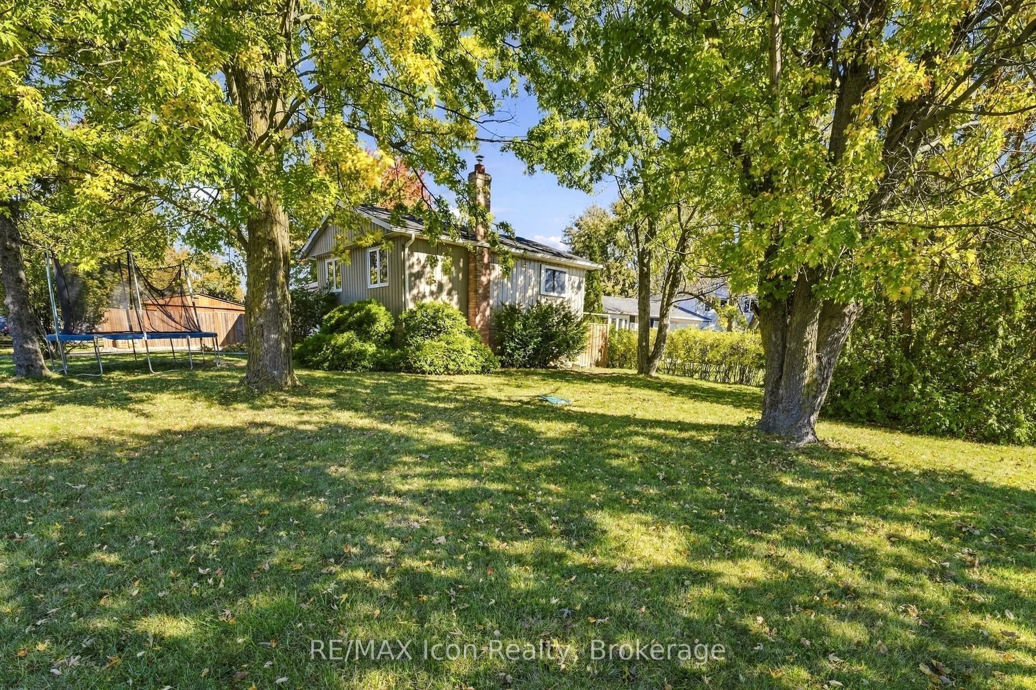 532 Churchill Avenue