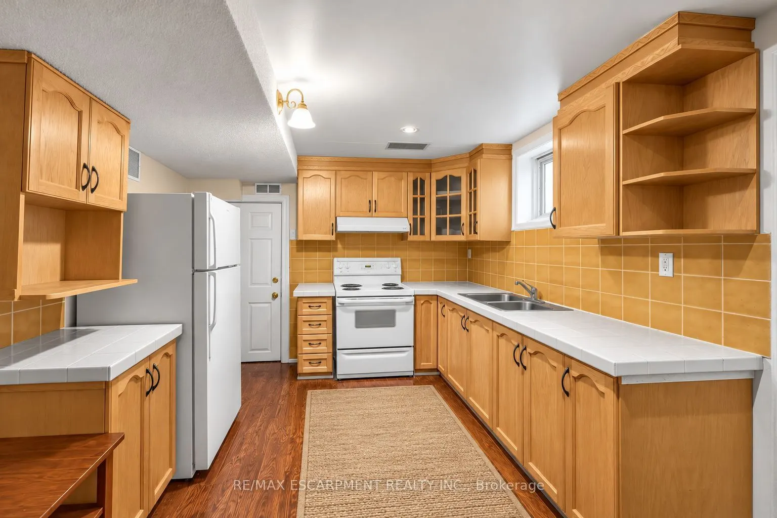 1094 Rebecca Street