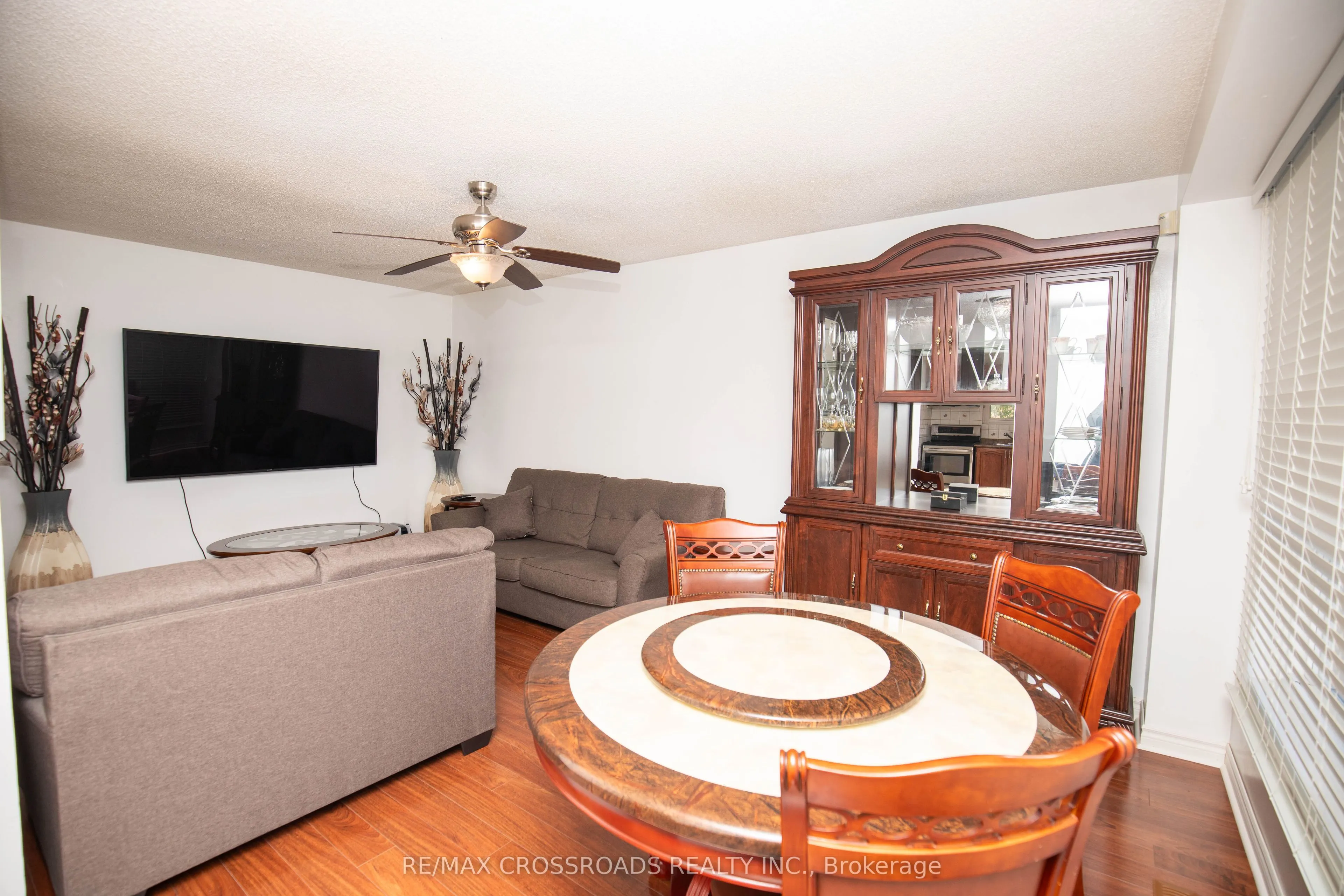 10 Bur Oak Way #23