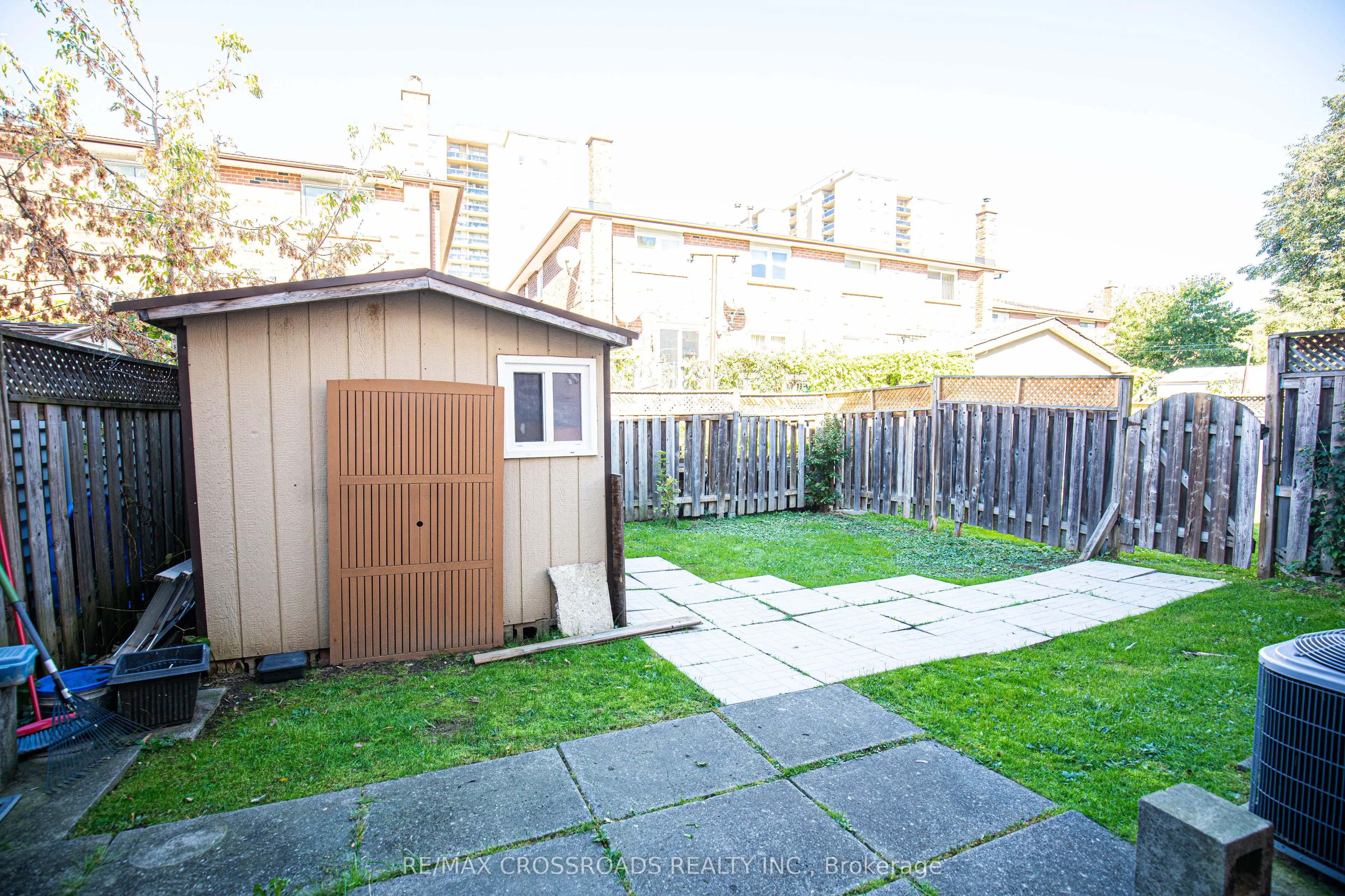 10 Bur Oak Way #23