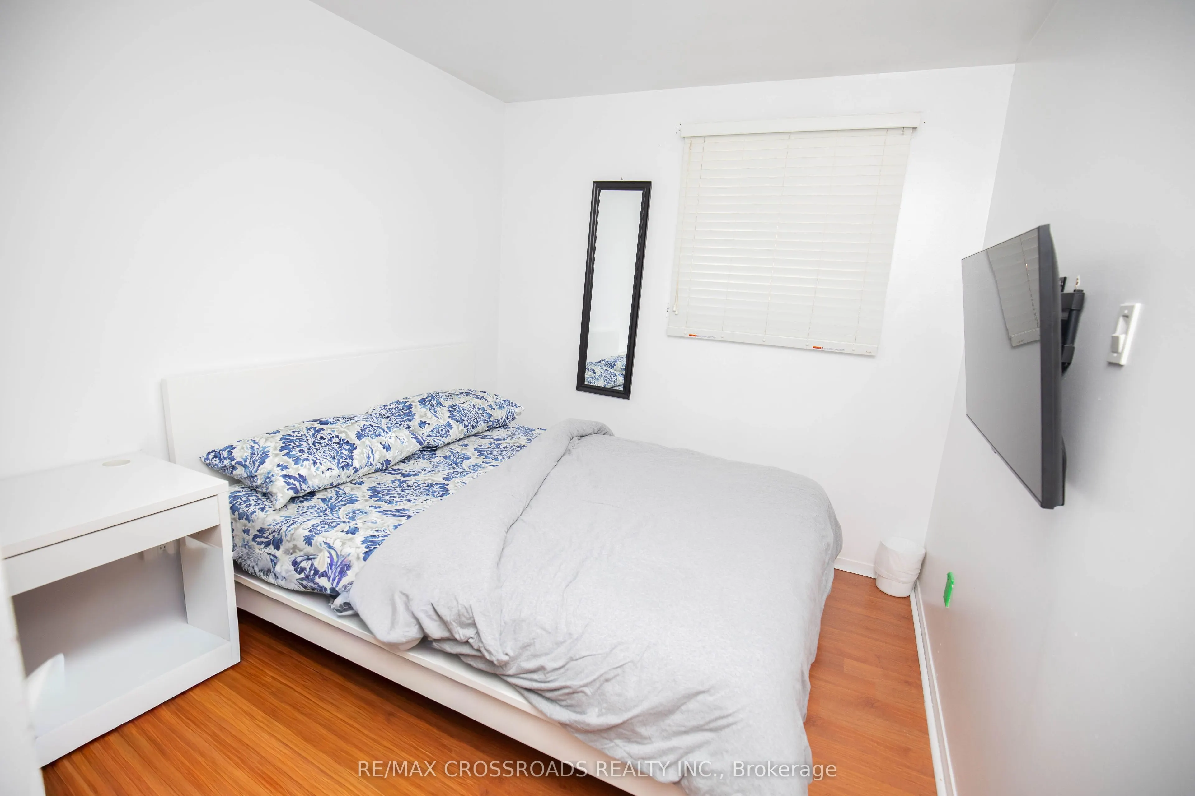 10 Bur Oak Way #23