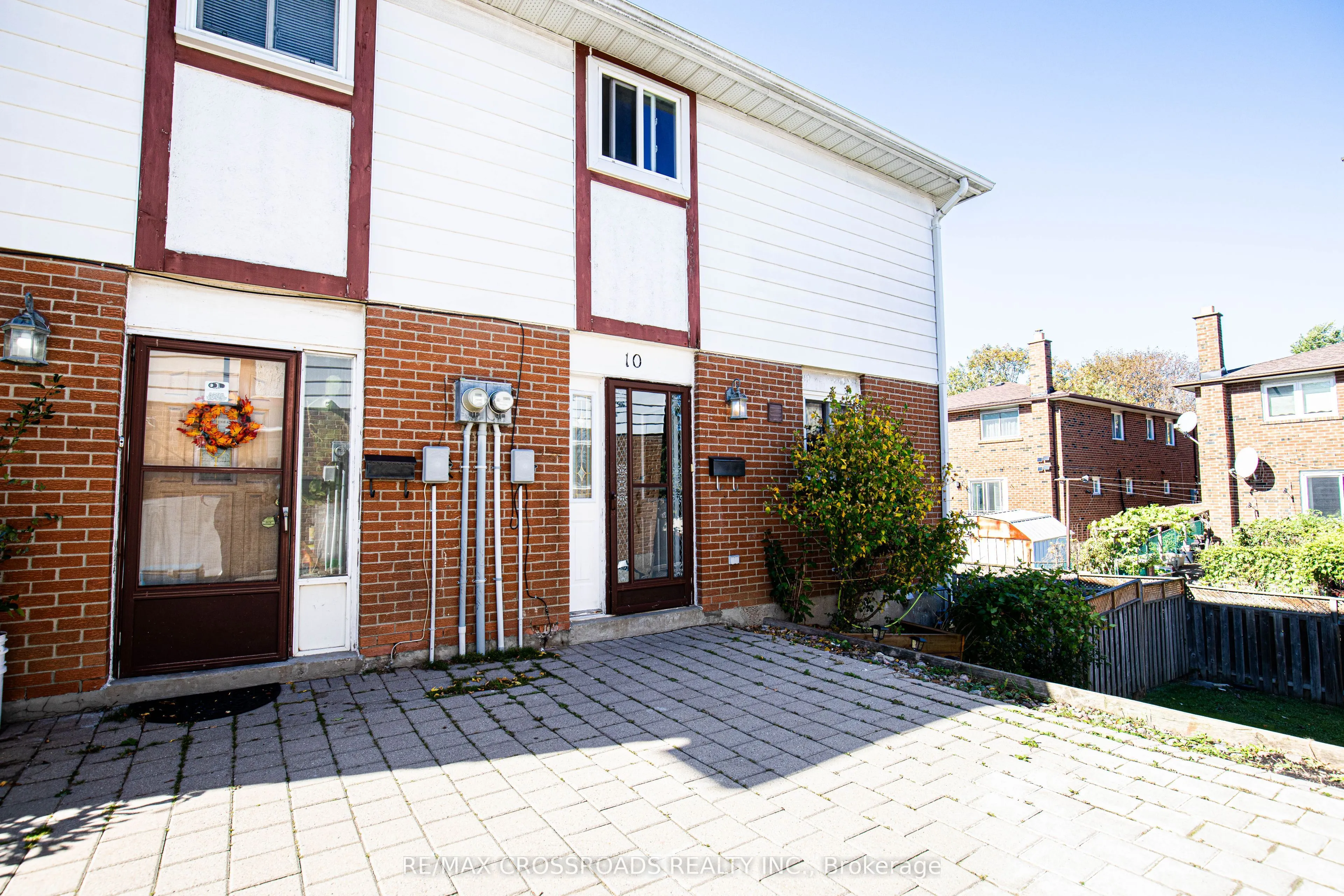 10 Bur Oak Way #23