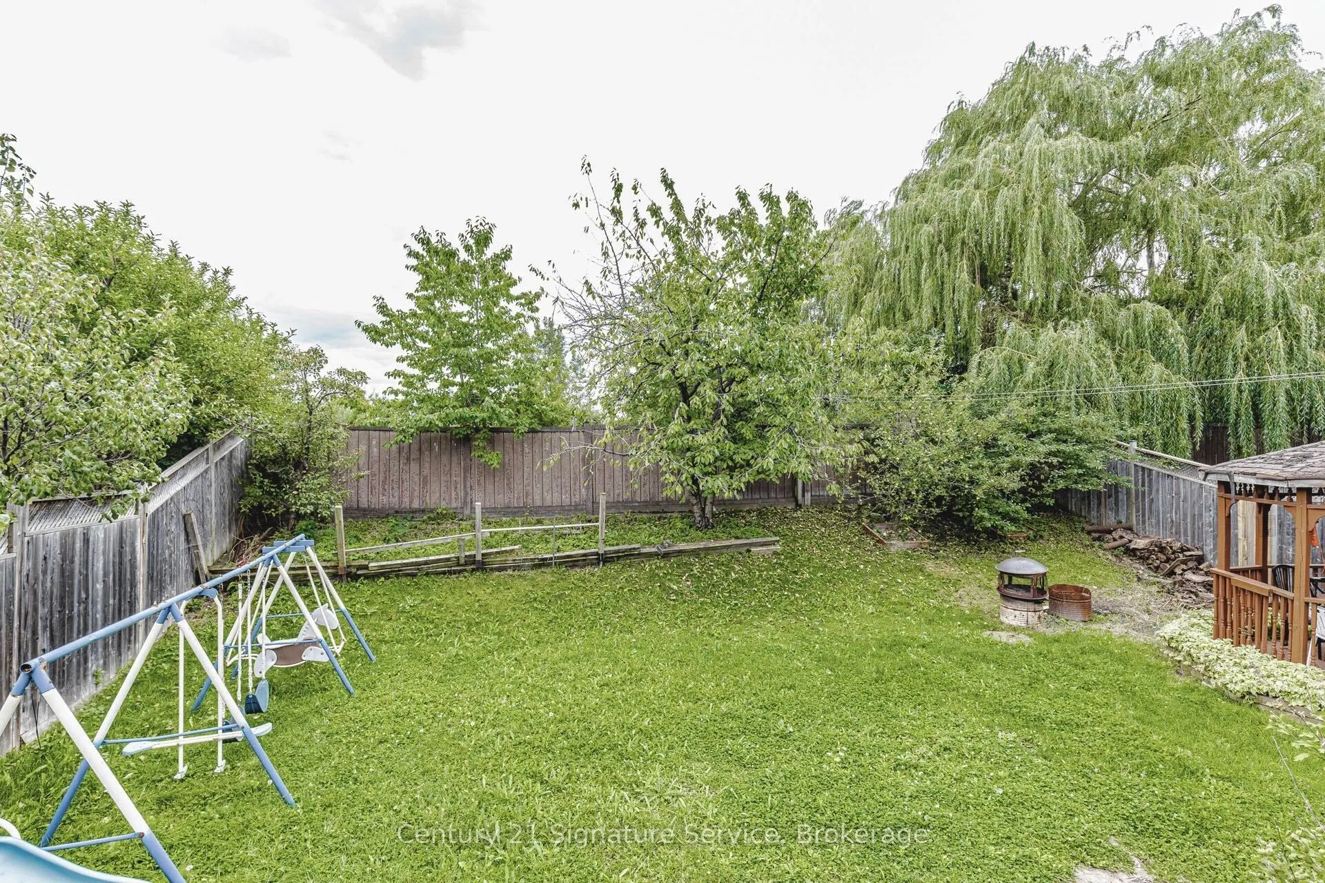 22 Merganser Crescent