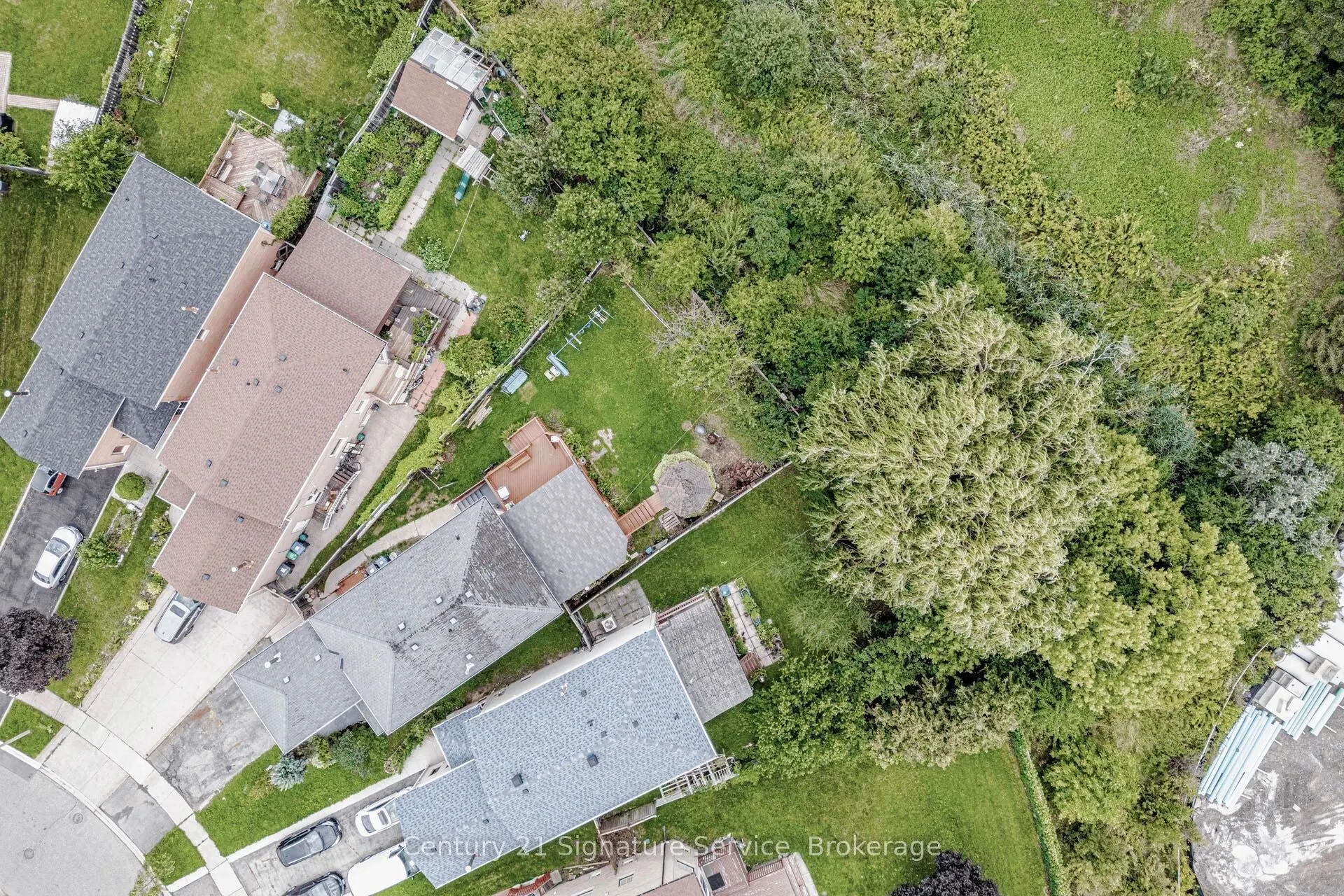 22 Merganser Crescent