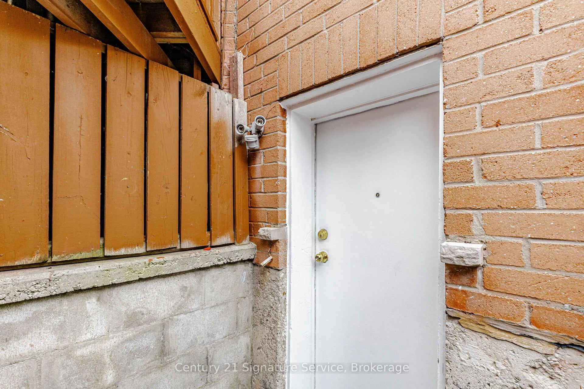 22 Merganser Crescent