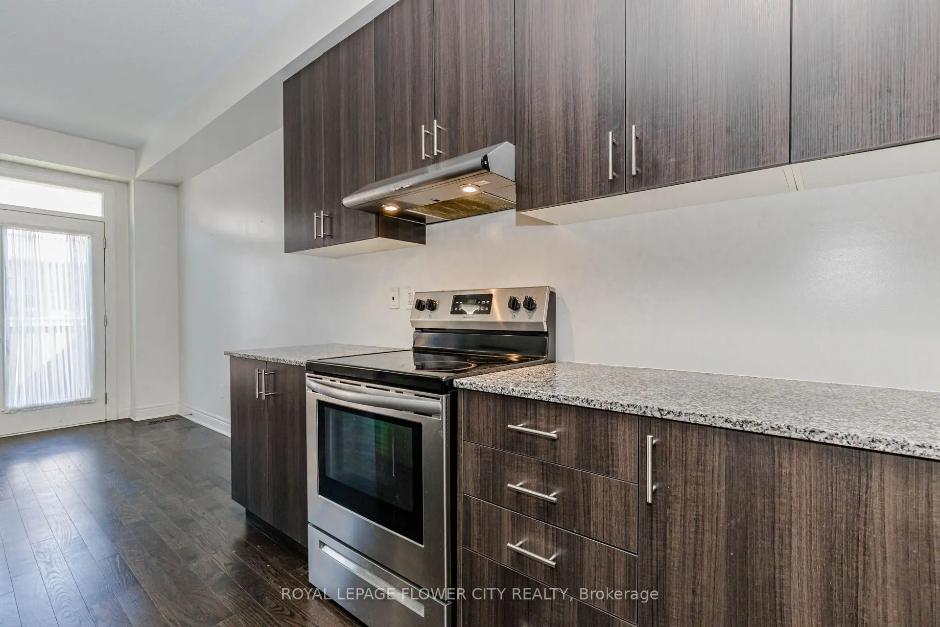 462 Sheaffe Place