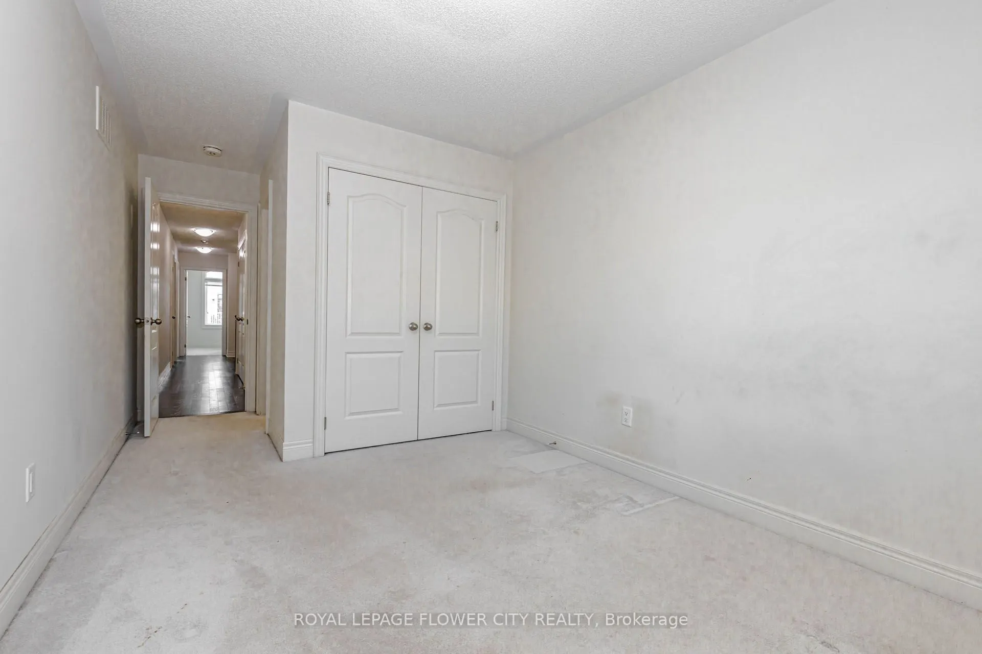462 Sheaffe Place