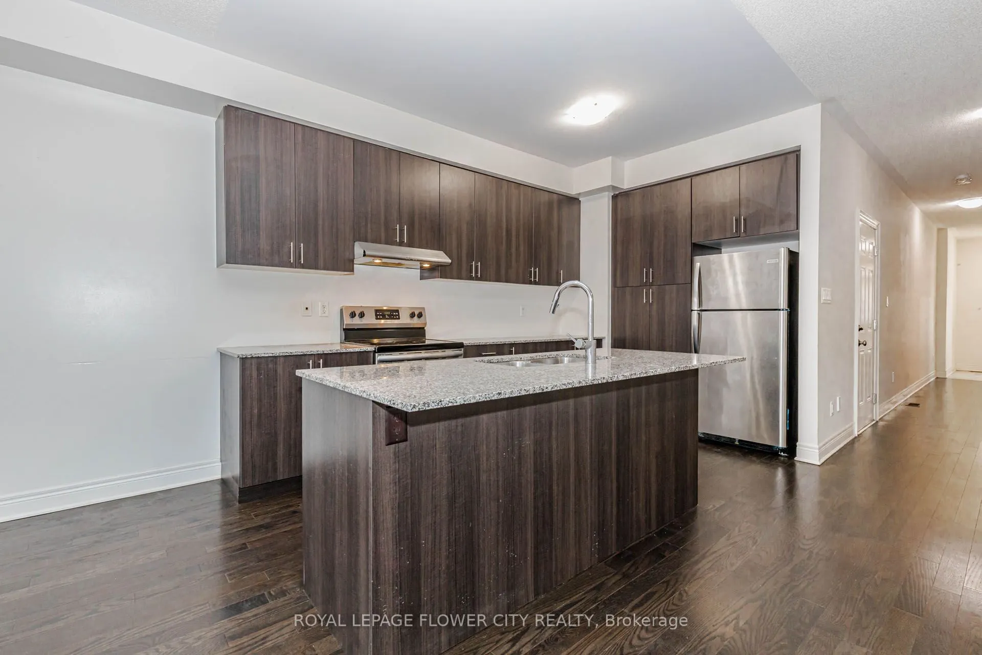 462 Sheaffe Place