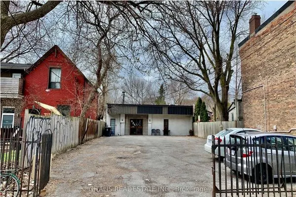 322 Dufferin Street