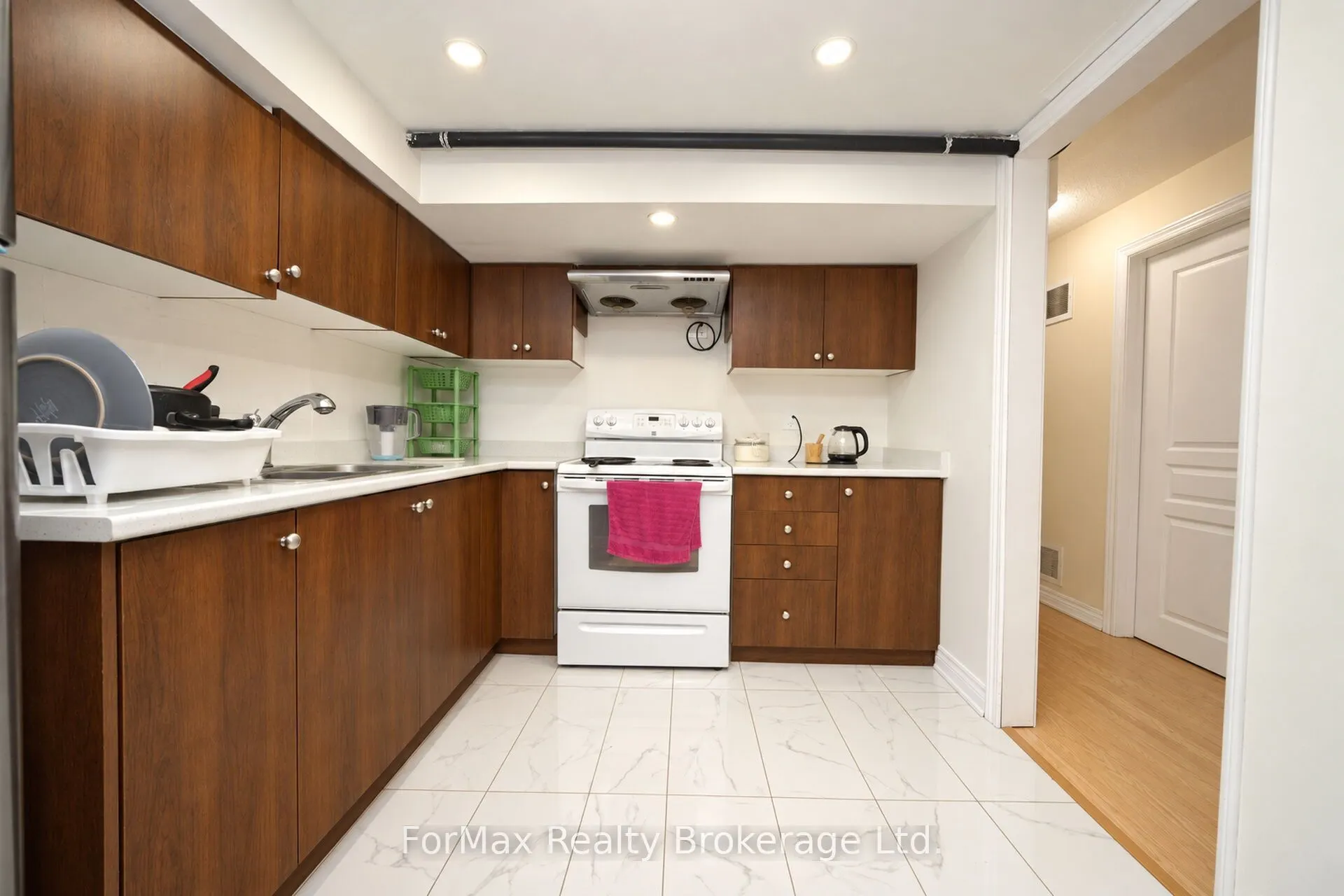 118 Naperton Drive