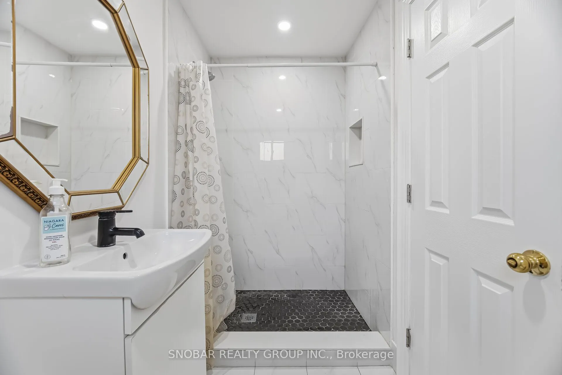3422 Credit Heights Drive