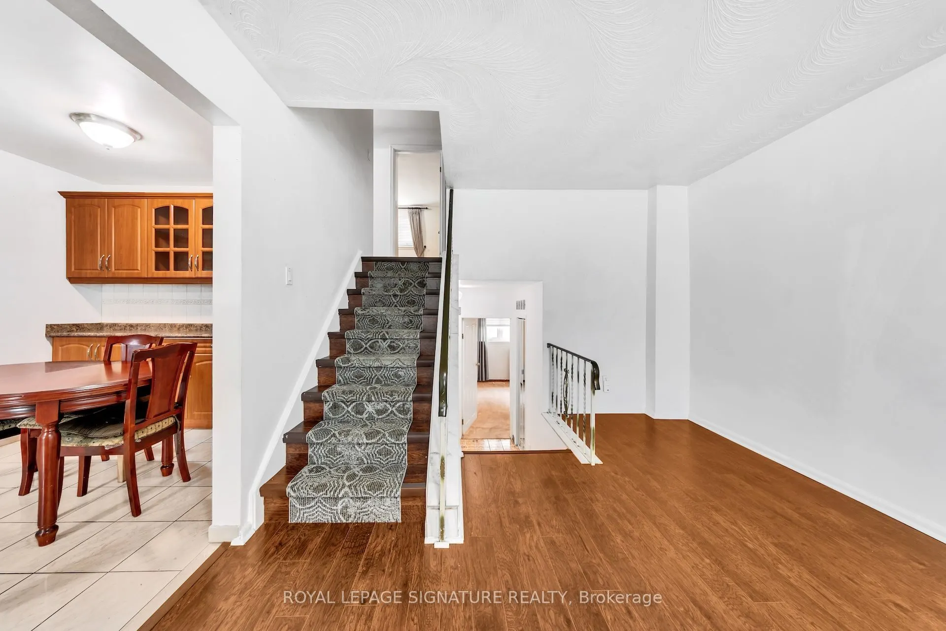 42 Lightwood Drive
