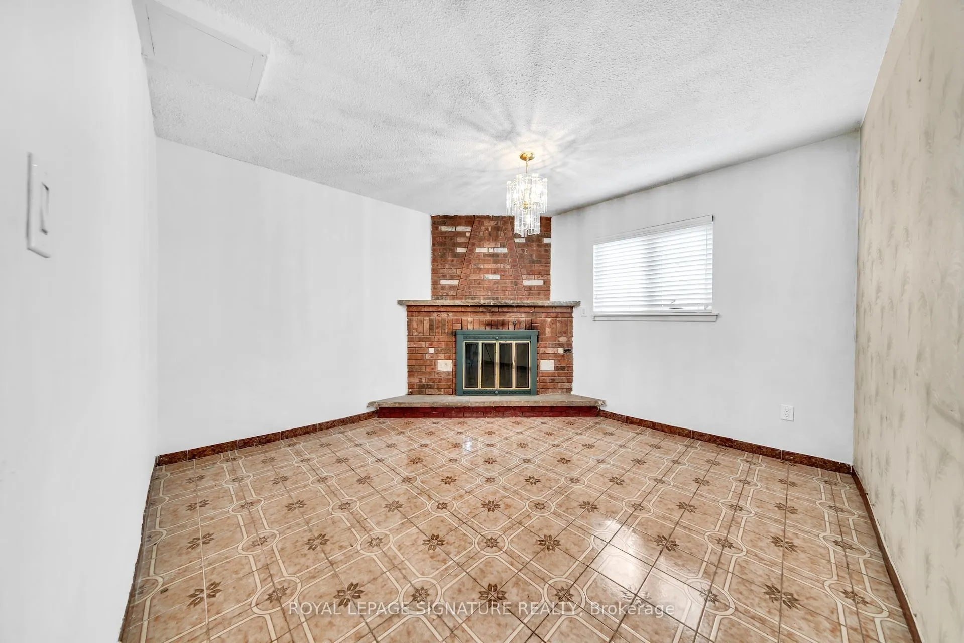 42 Lightwood Drive