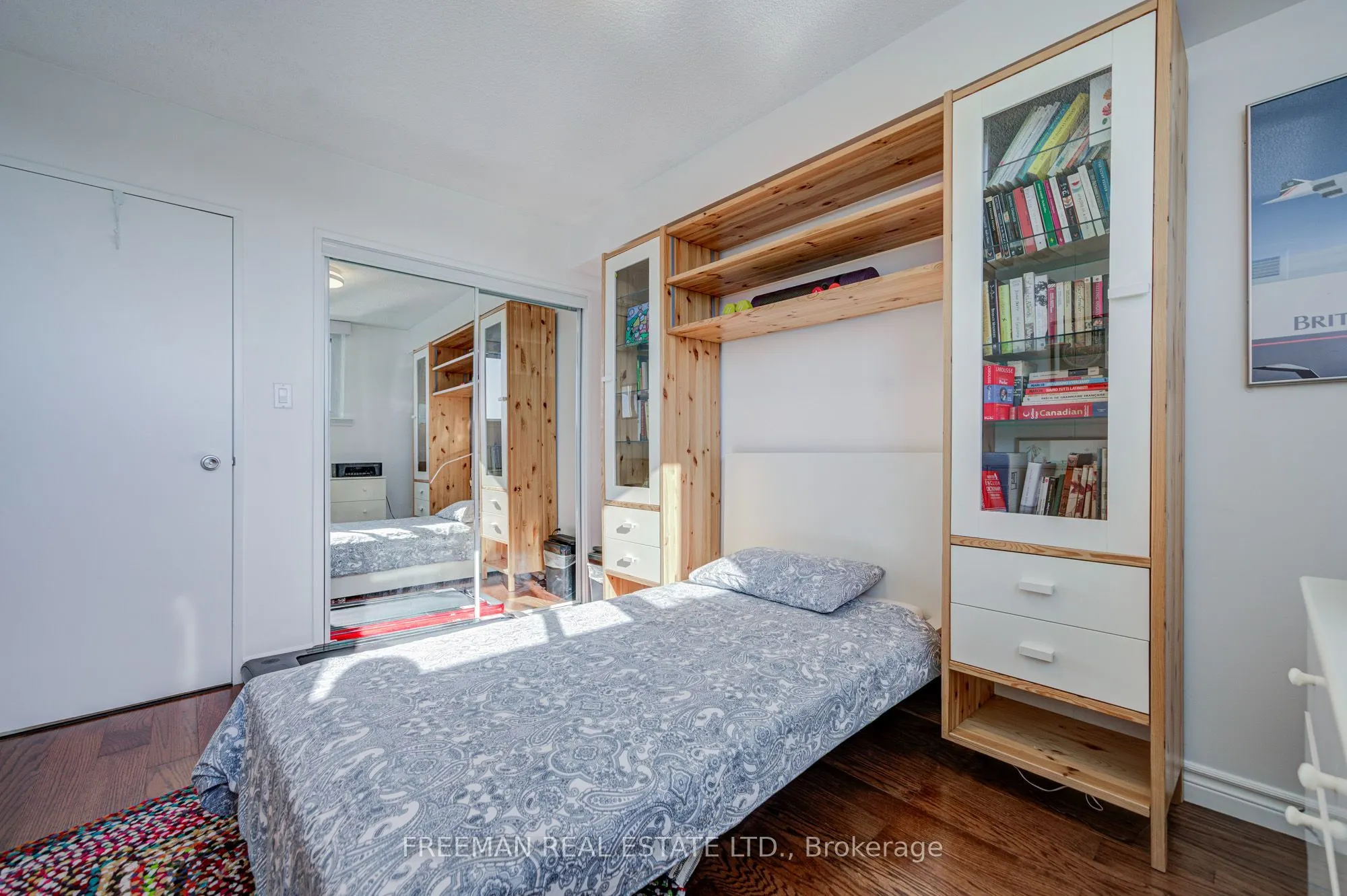 240 Scarlett Road #1612