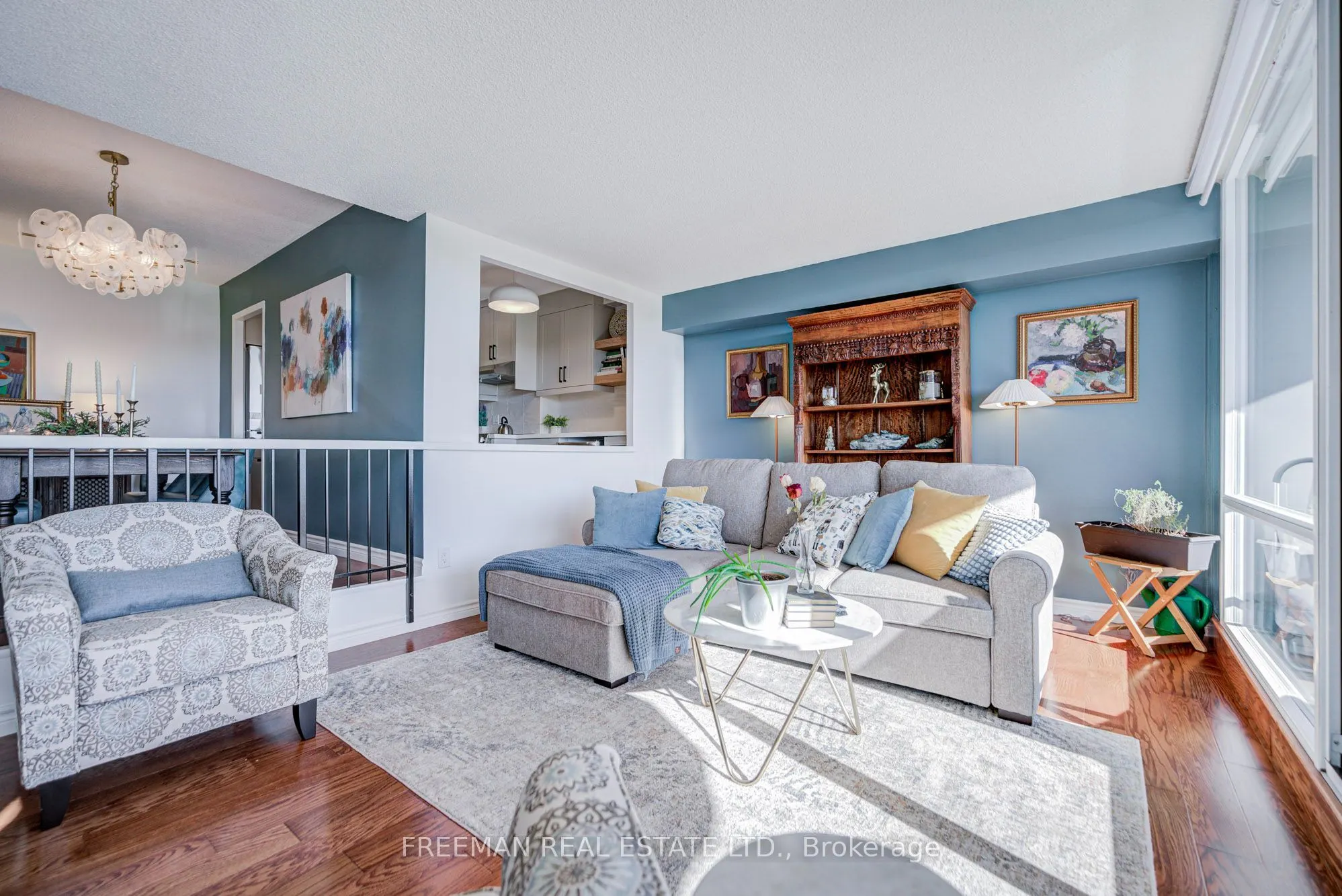 240 Scarlett Road #1612