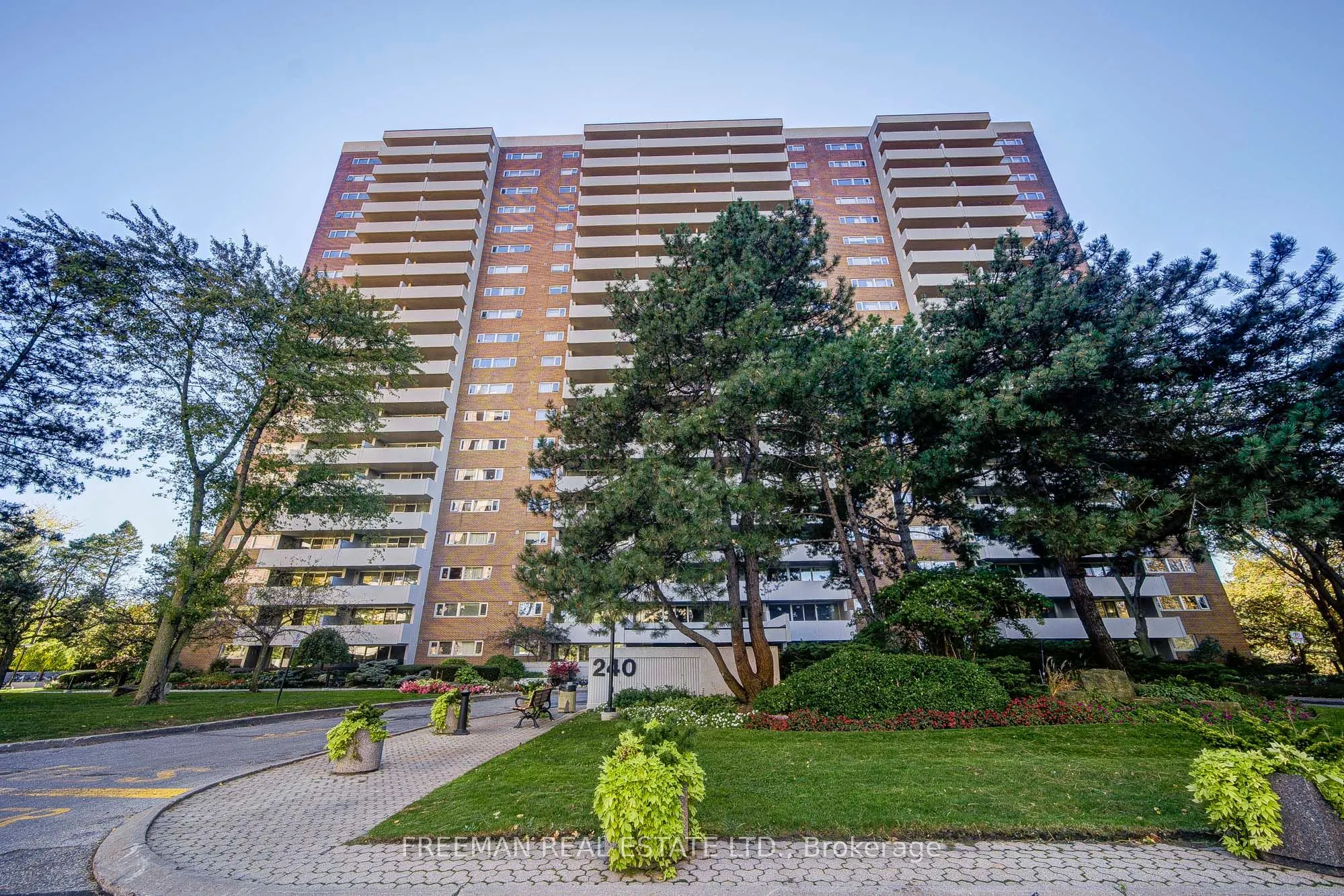 240 Scarlett Road #1612