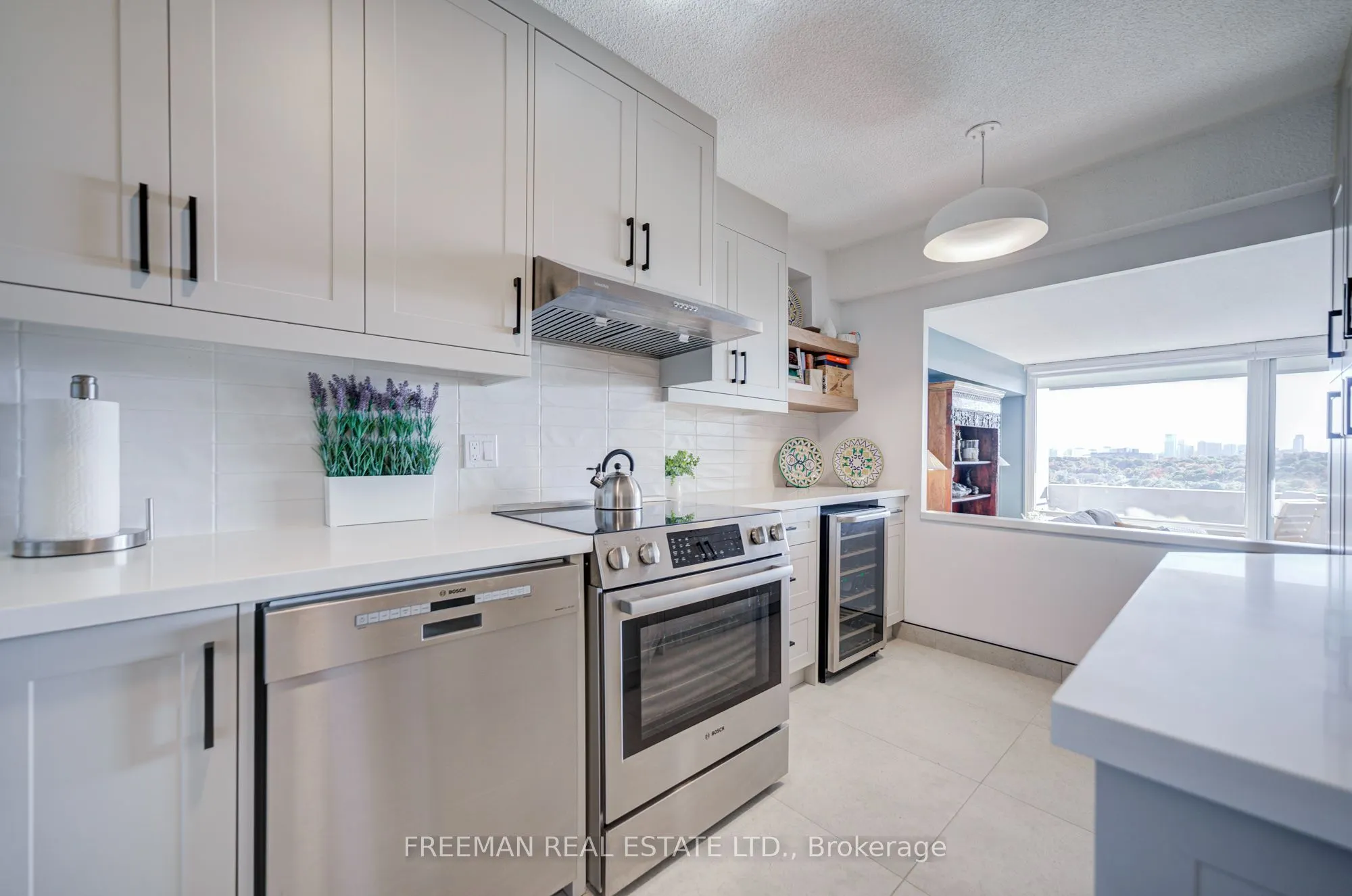 240 Scarlett Road #1612