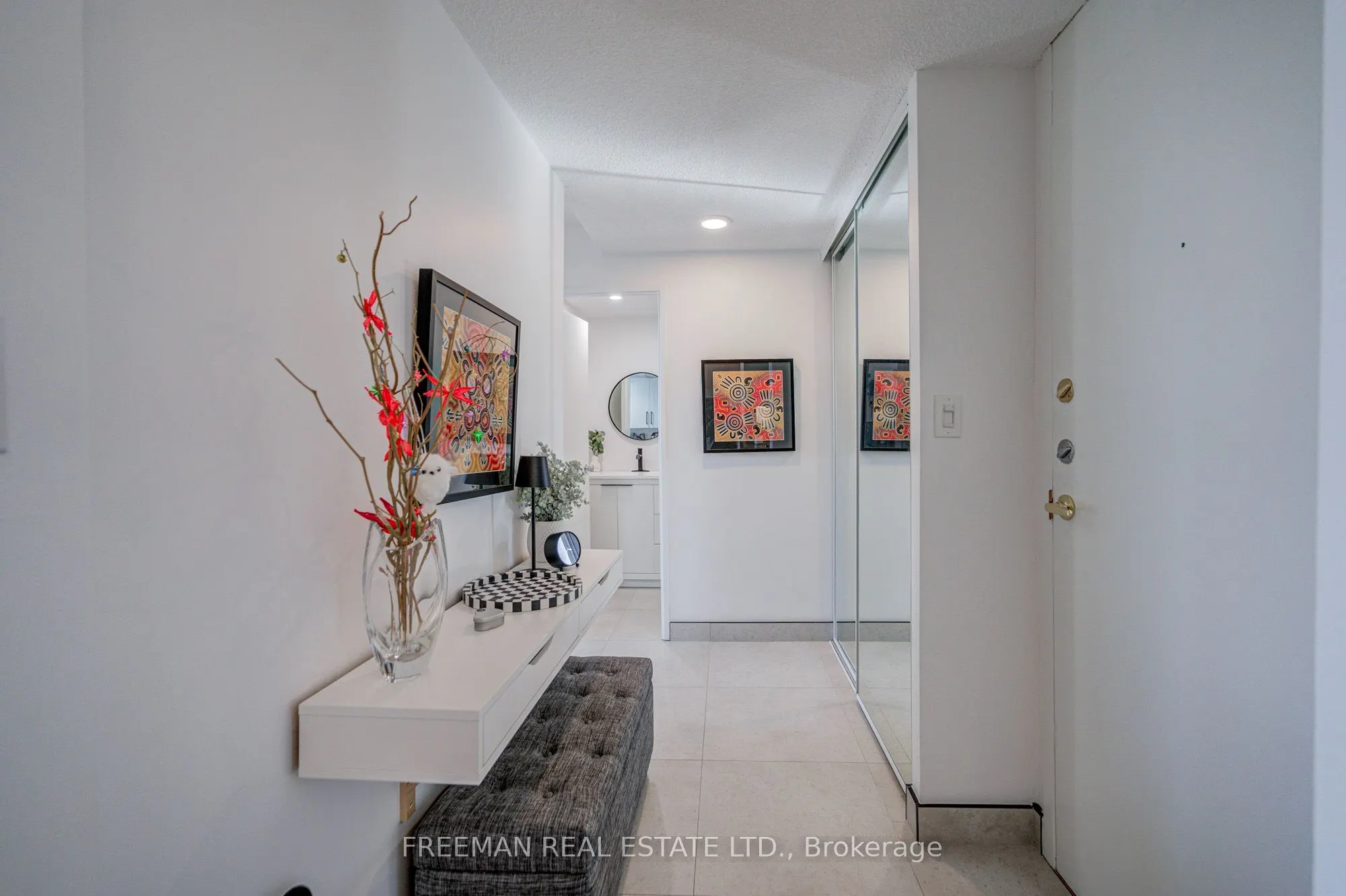 240 Scarlett Road #1612