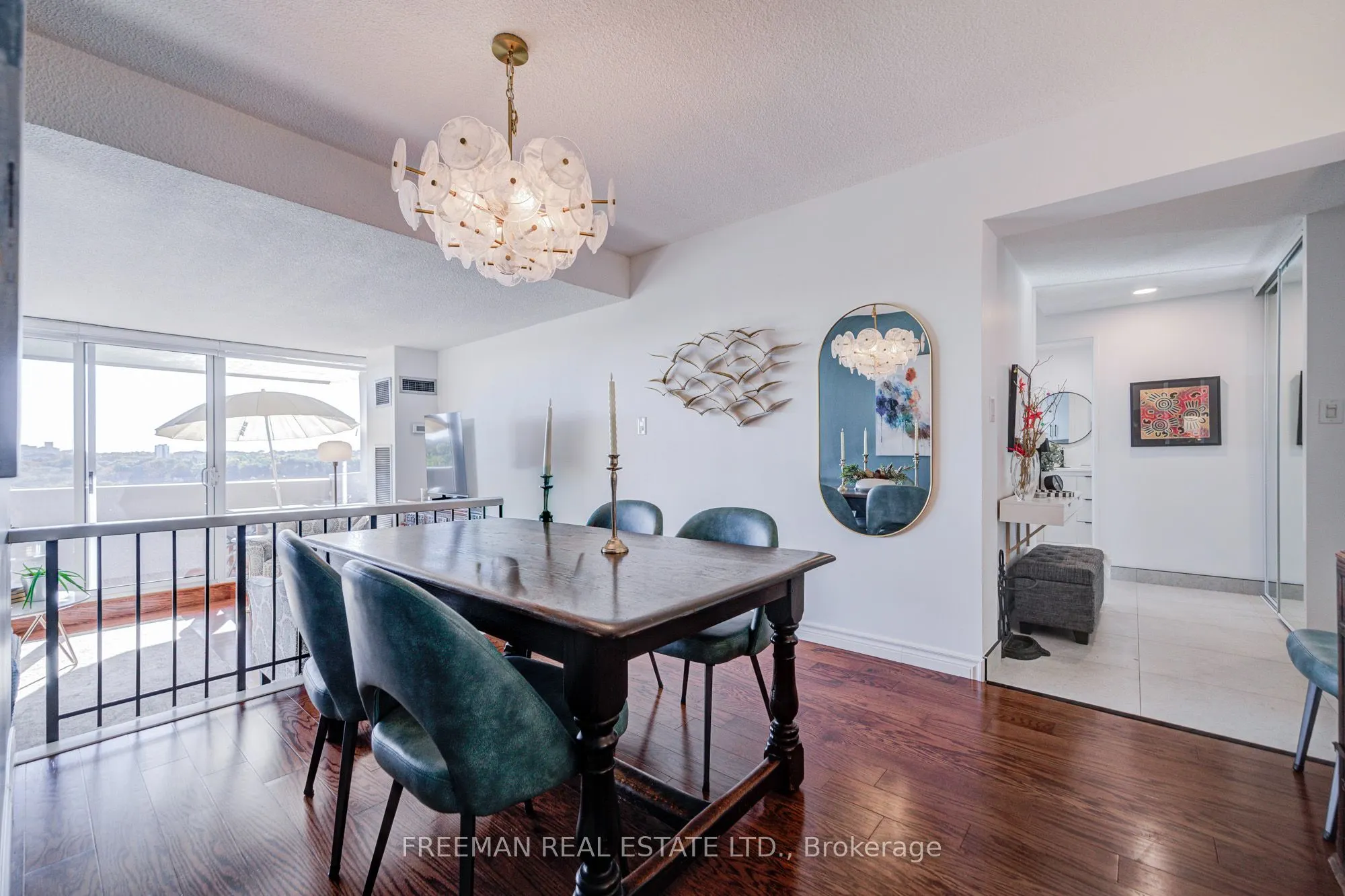 240 Scarlett Road #1612