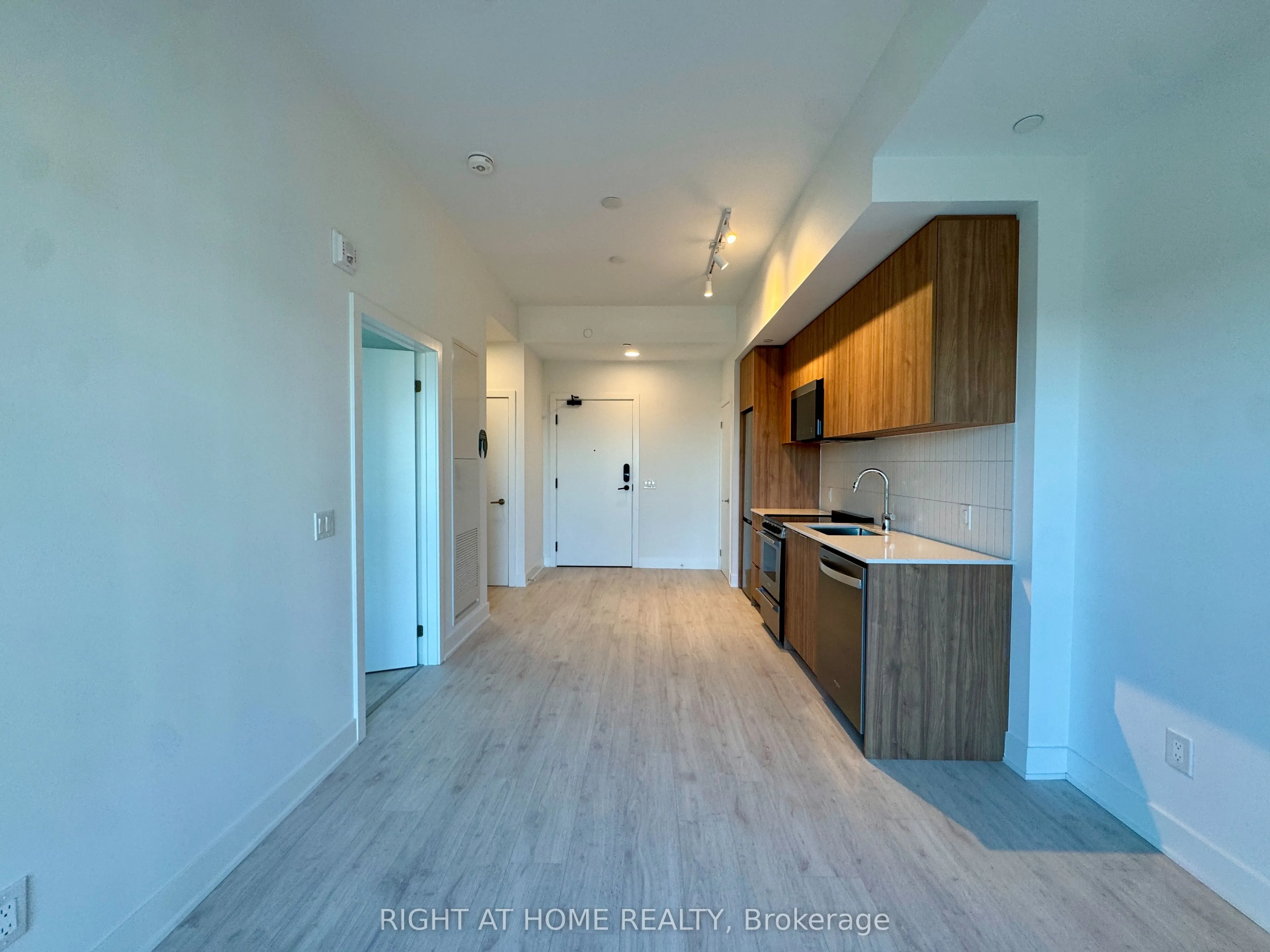 3008 William Cutmore Boulevard #718