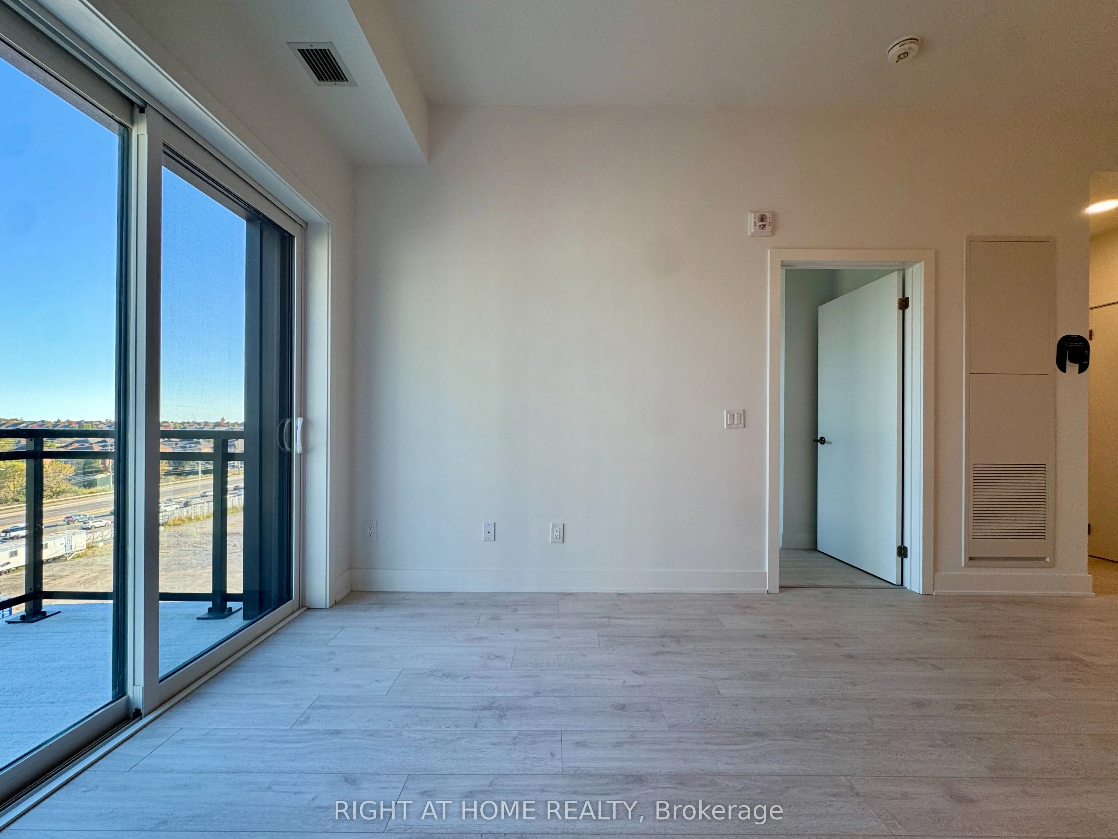 3008 William Cutmore Boulevard #718