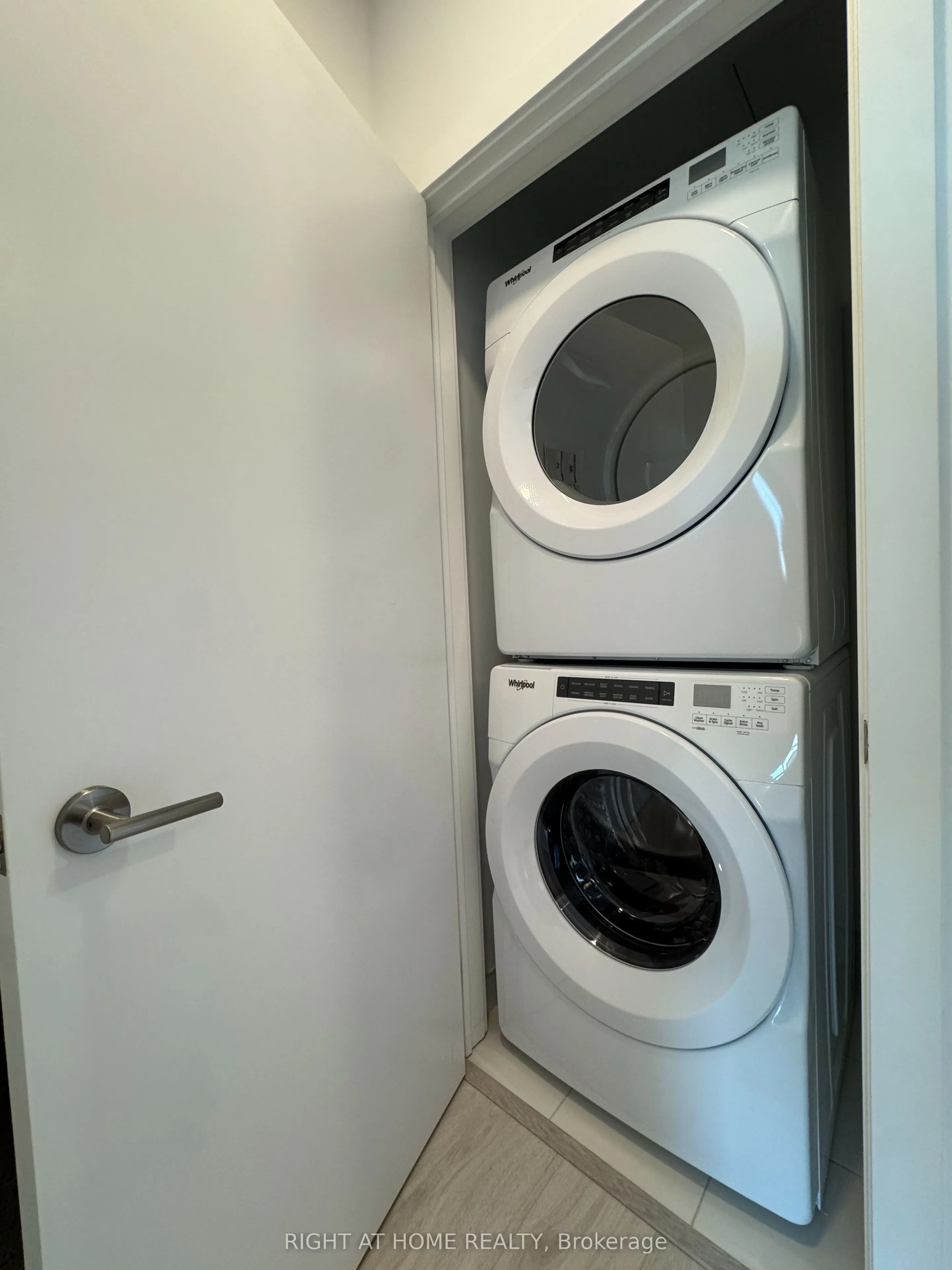 3008 William Cutmore Boulevard #718