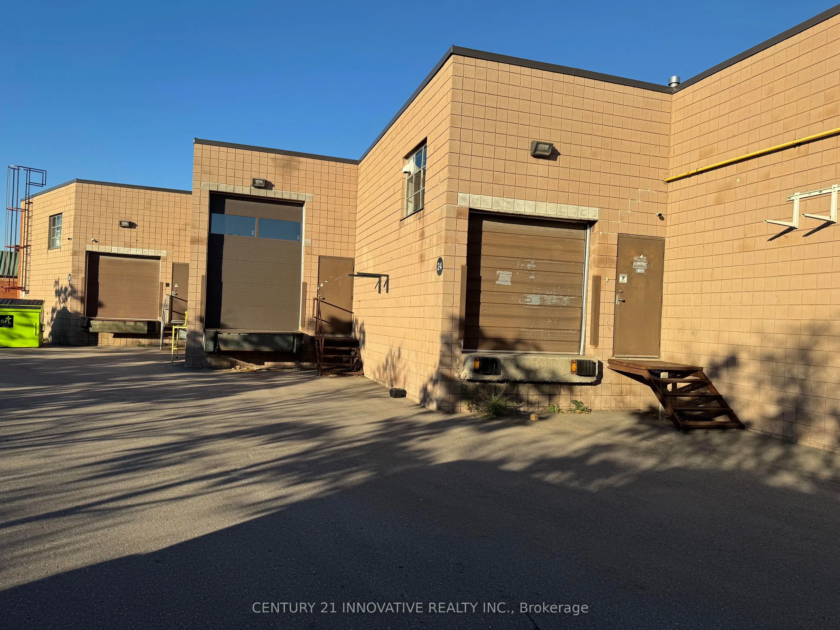 1200 Aerowood Drive #24