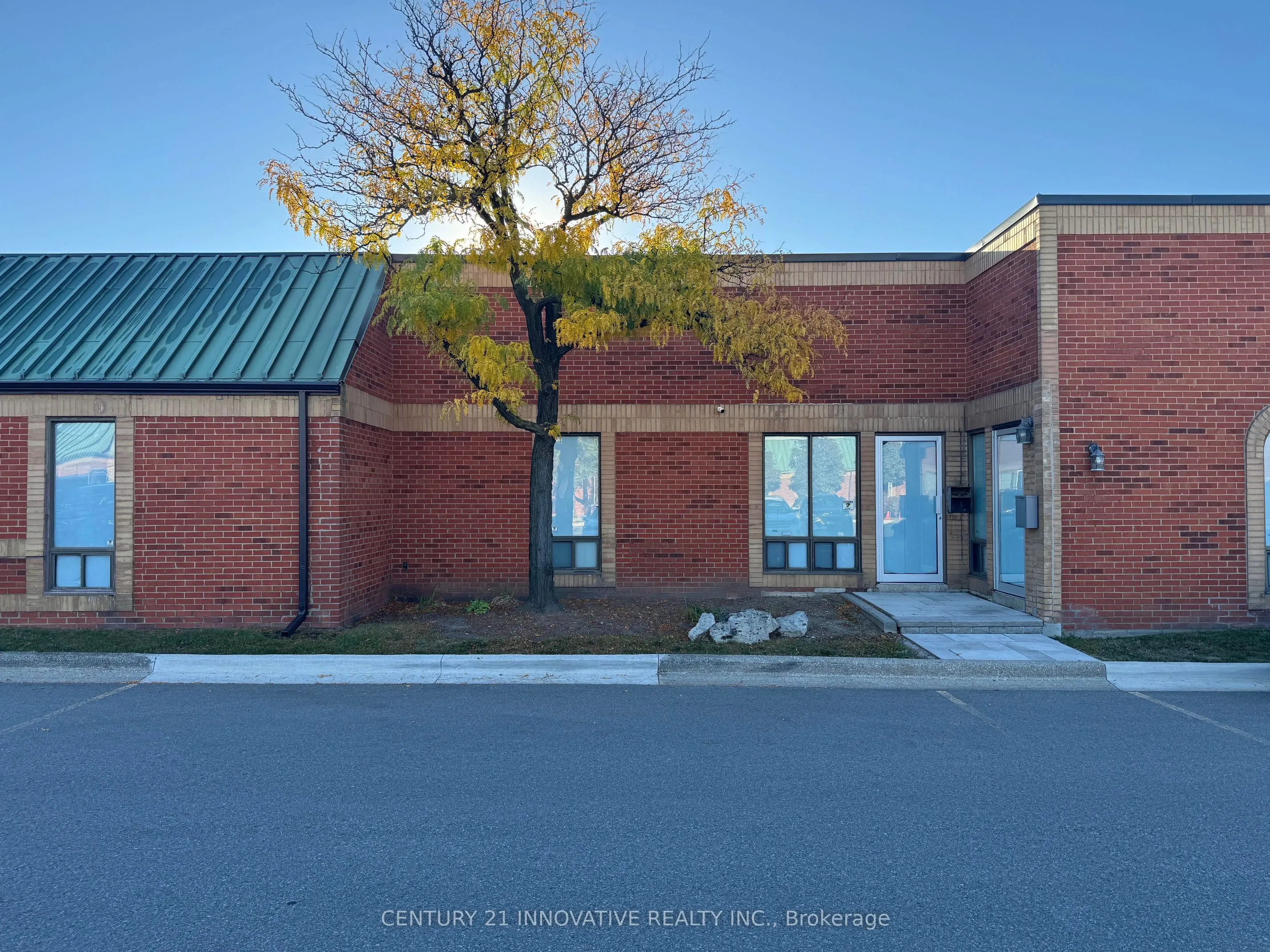 1200 Aerowood Drive #24