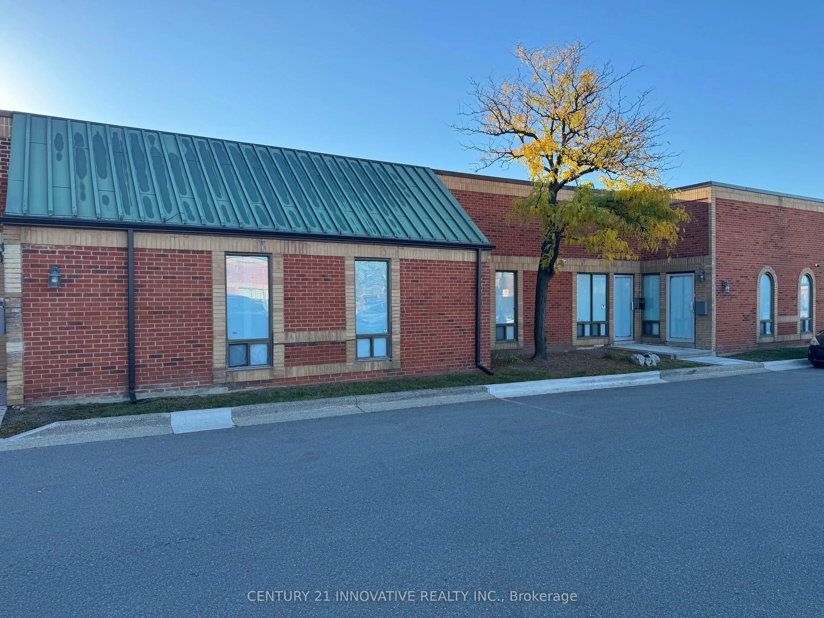 1200 Aerowood Drive #25-26