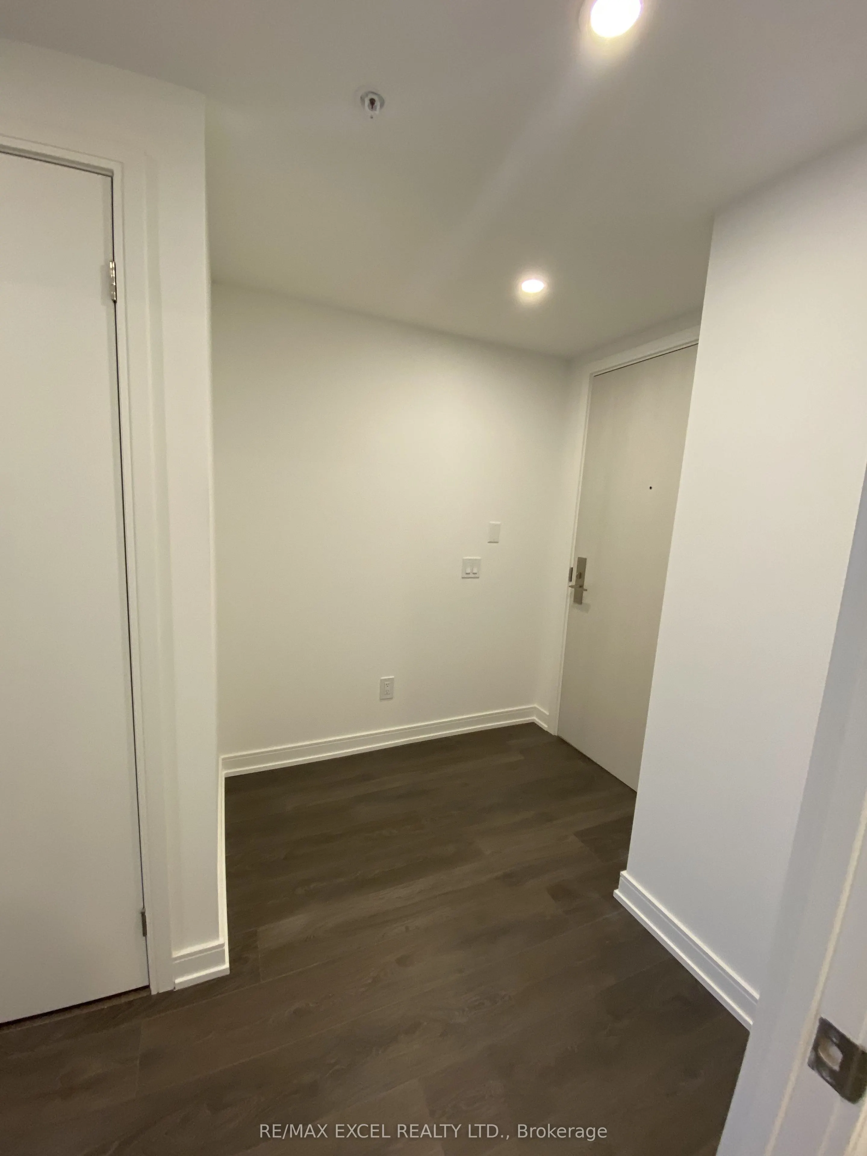 30 Samuel Wood Way #2201