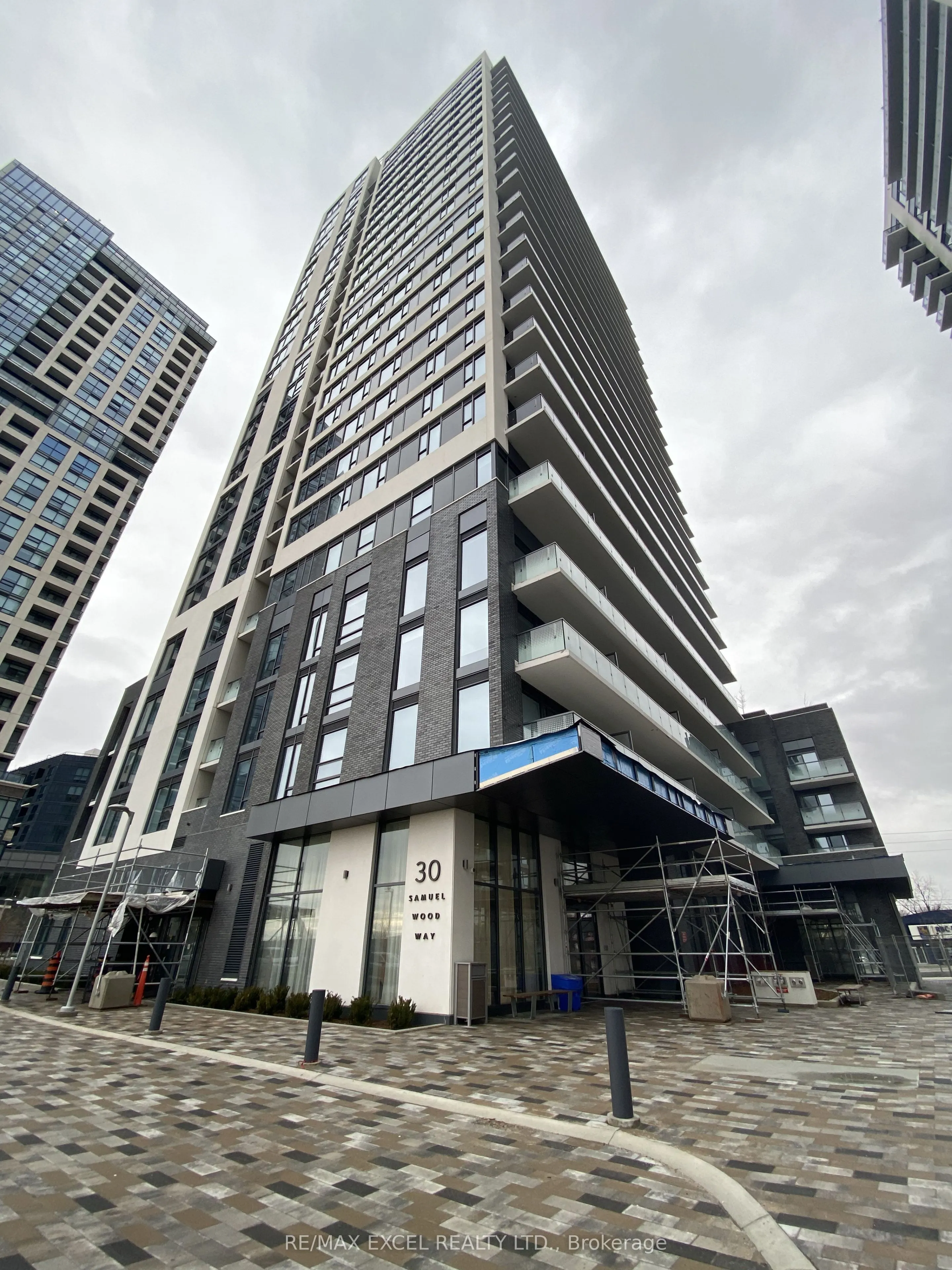 30 Samuel Wood Way #2201