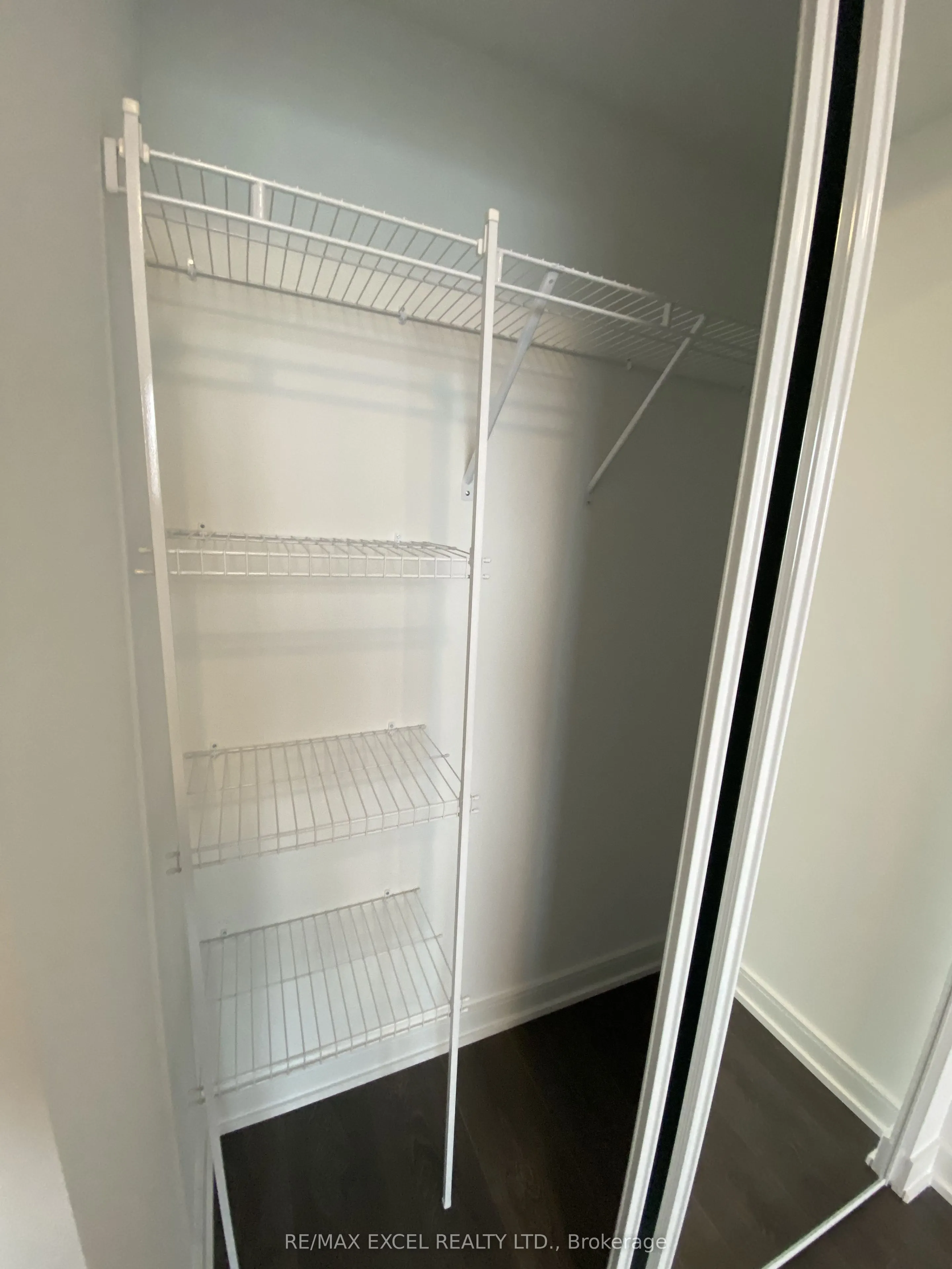 30 Samuel Wood Way #2201